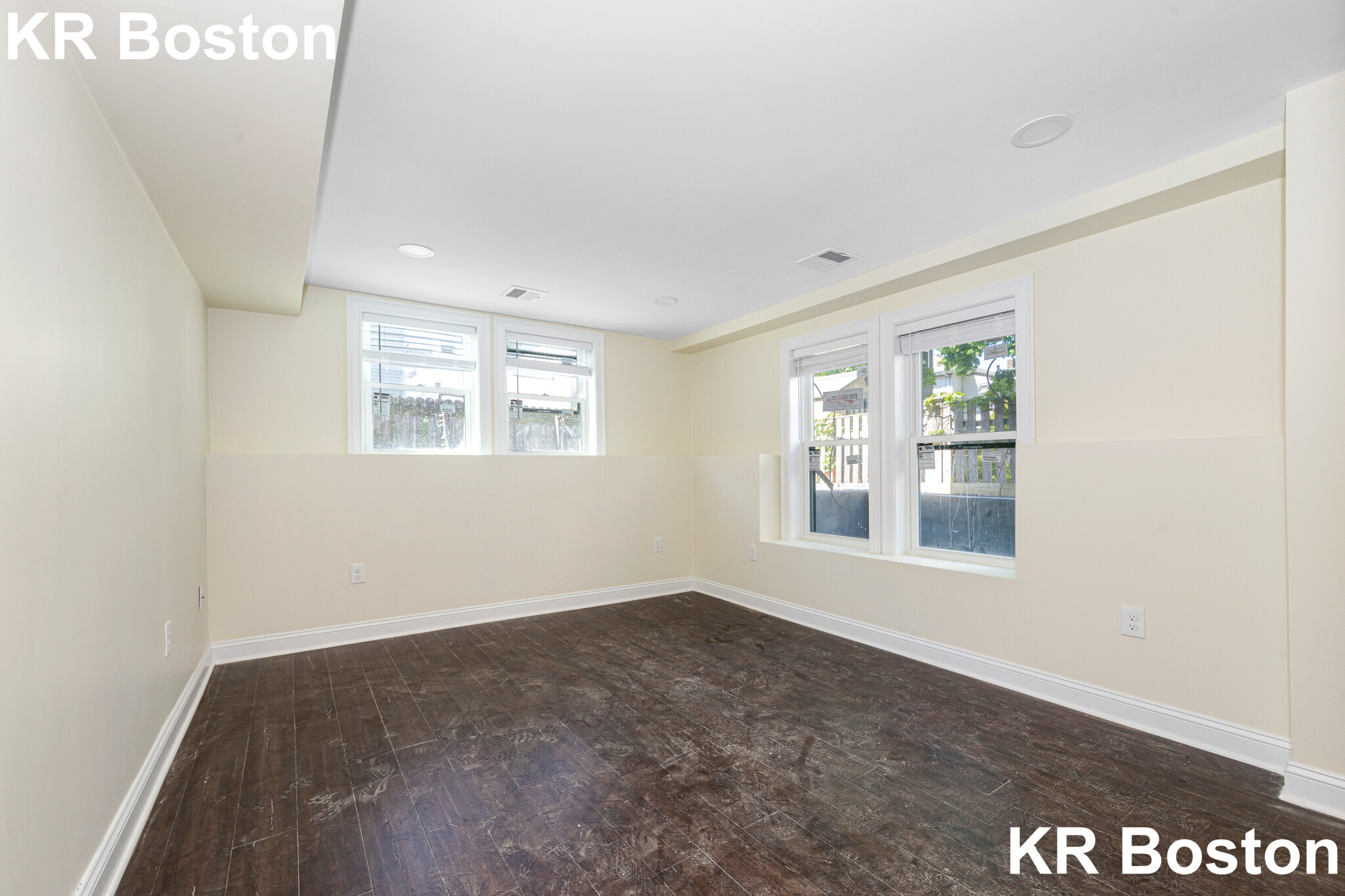 70 Stanley Ave, Medford