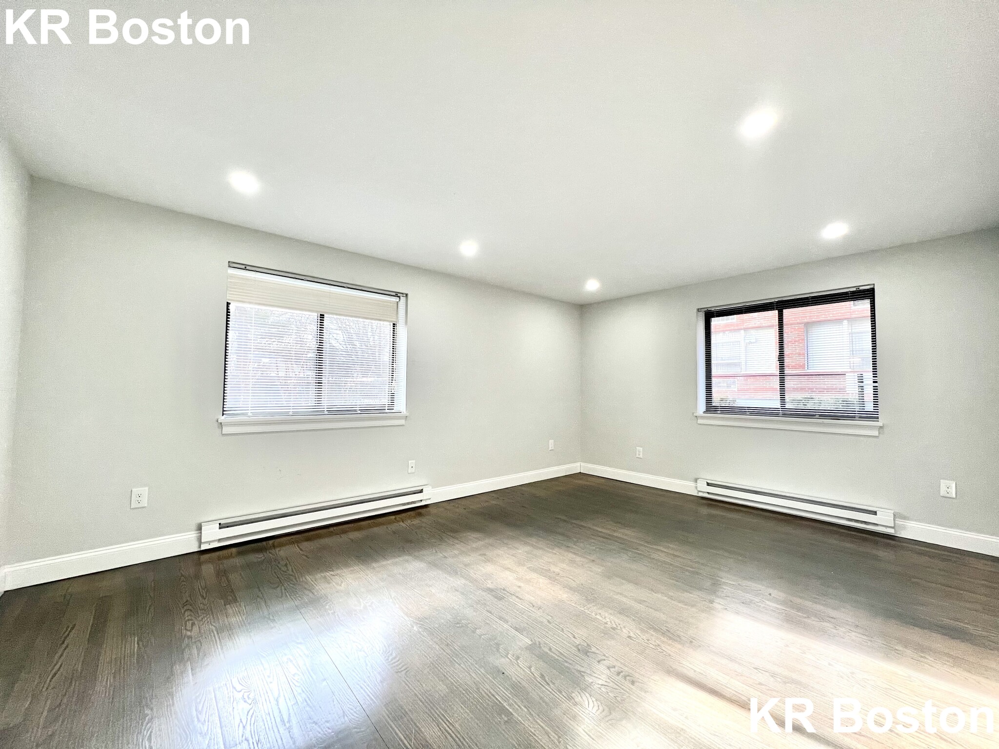 320 Hammond Pond Pkwy, Chestnut Hill