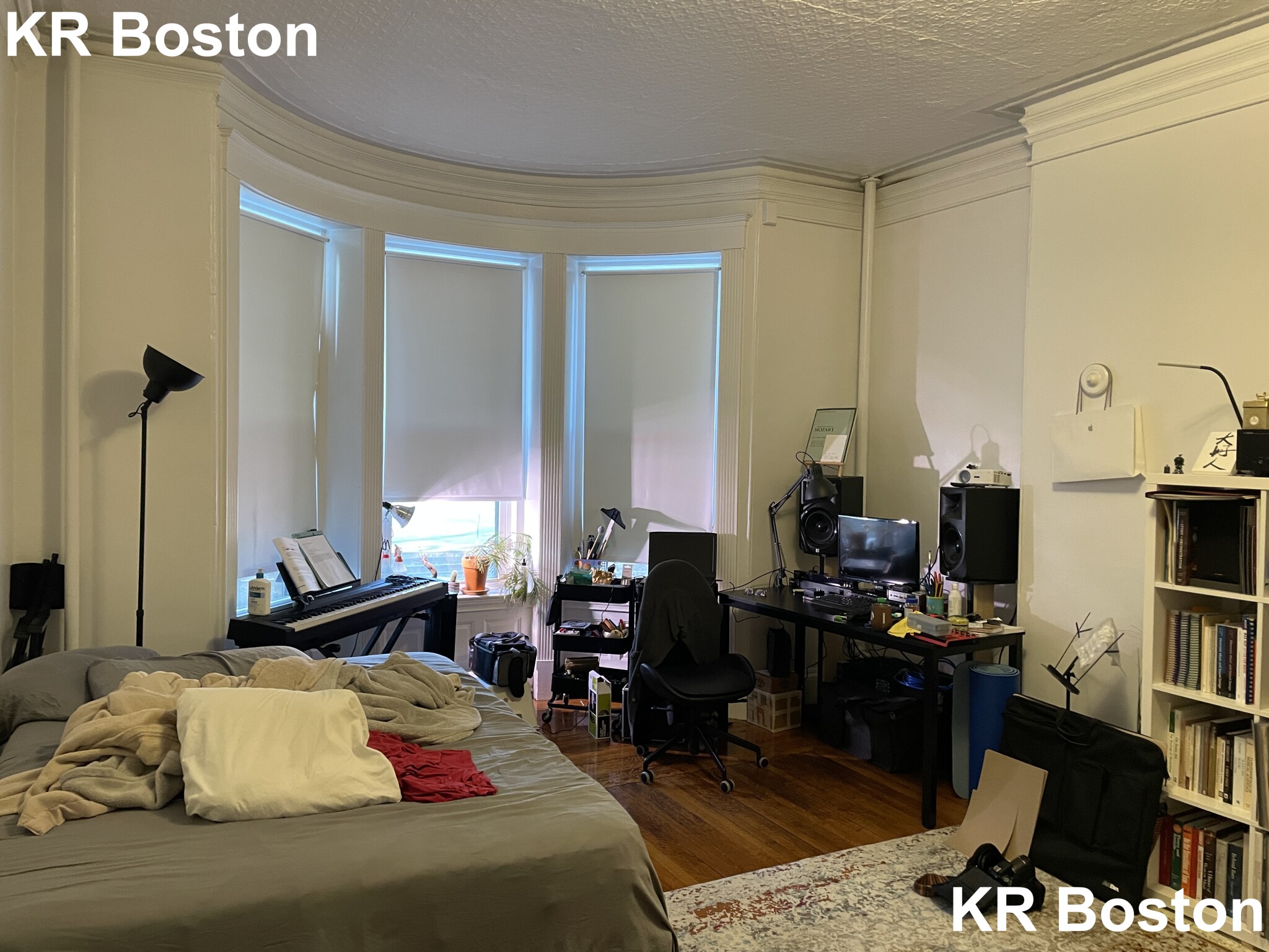 1077 Beacon St, Longwood