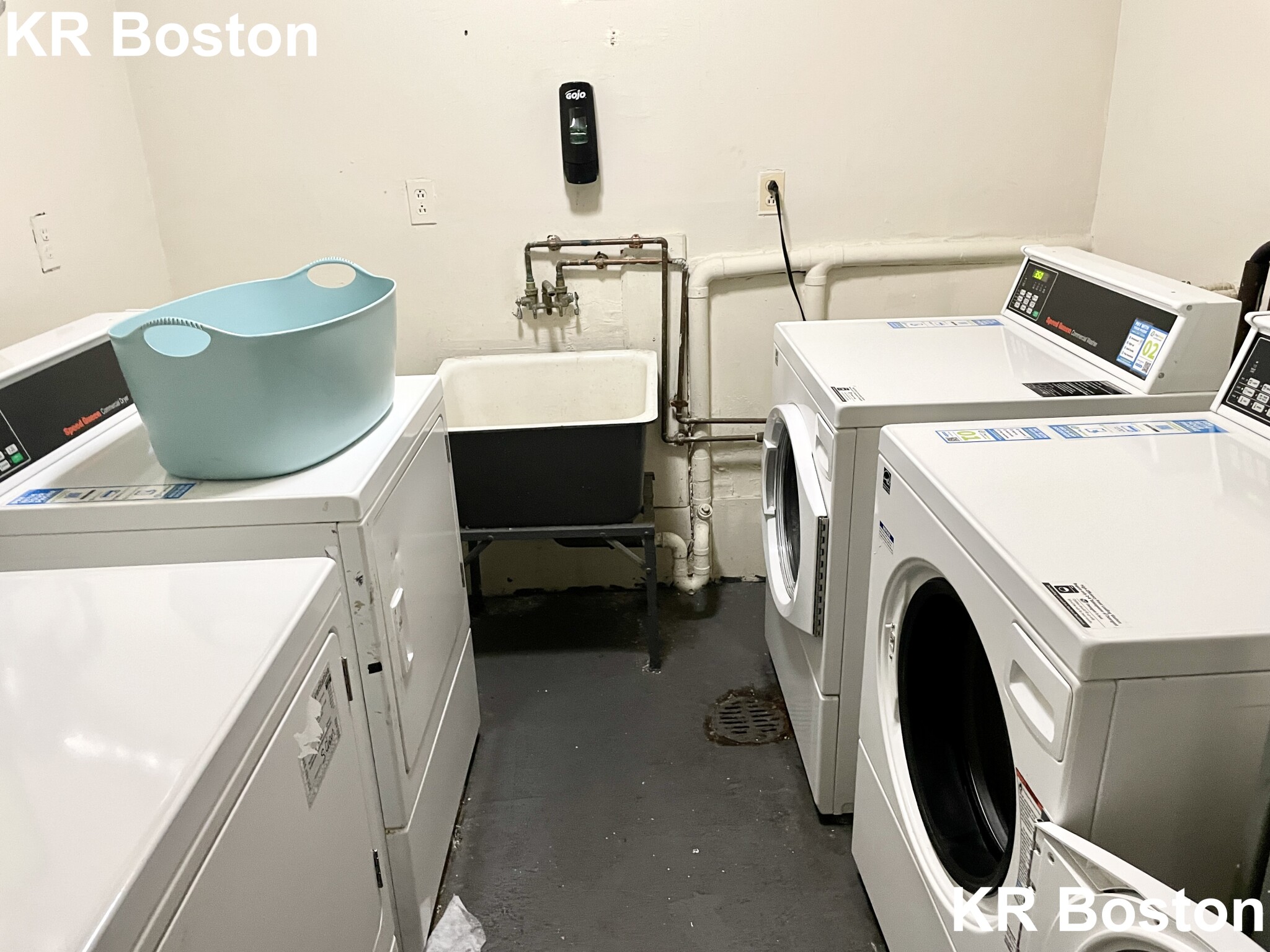 84 Gardner St, Allston