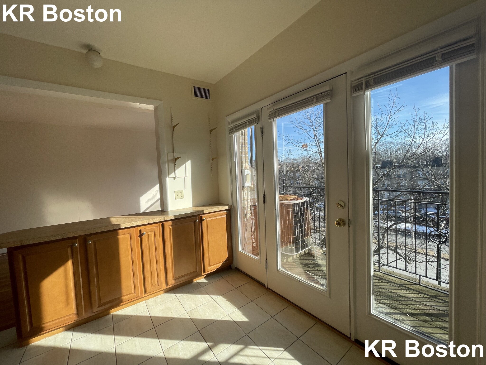 1135 Commonwealth Ave, Allston