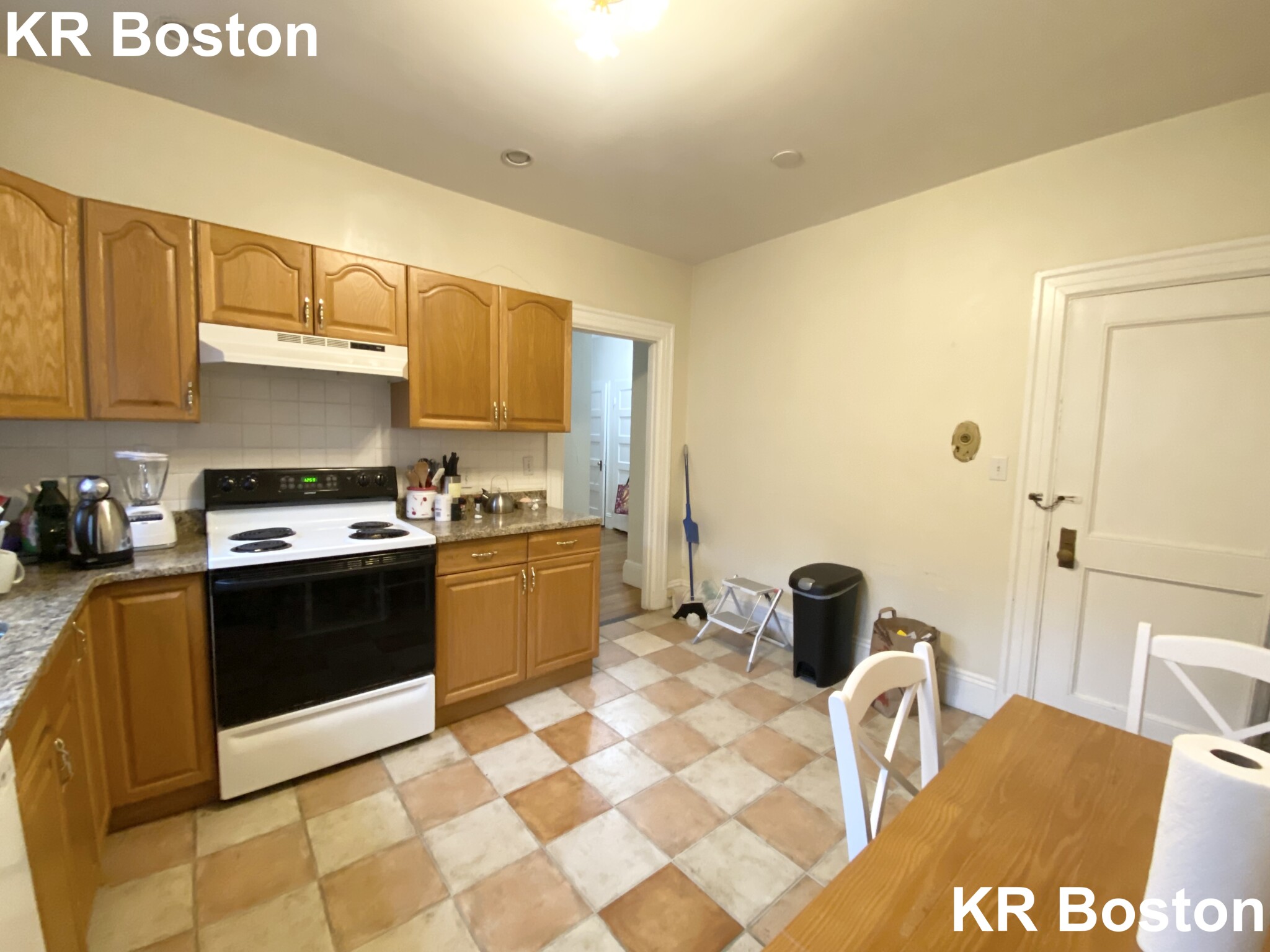 48 Babcock St, Coolidge Corner