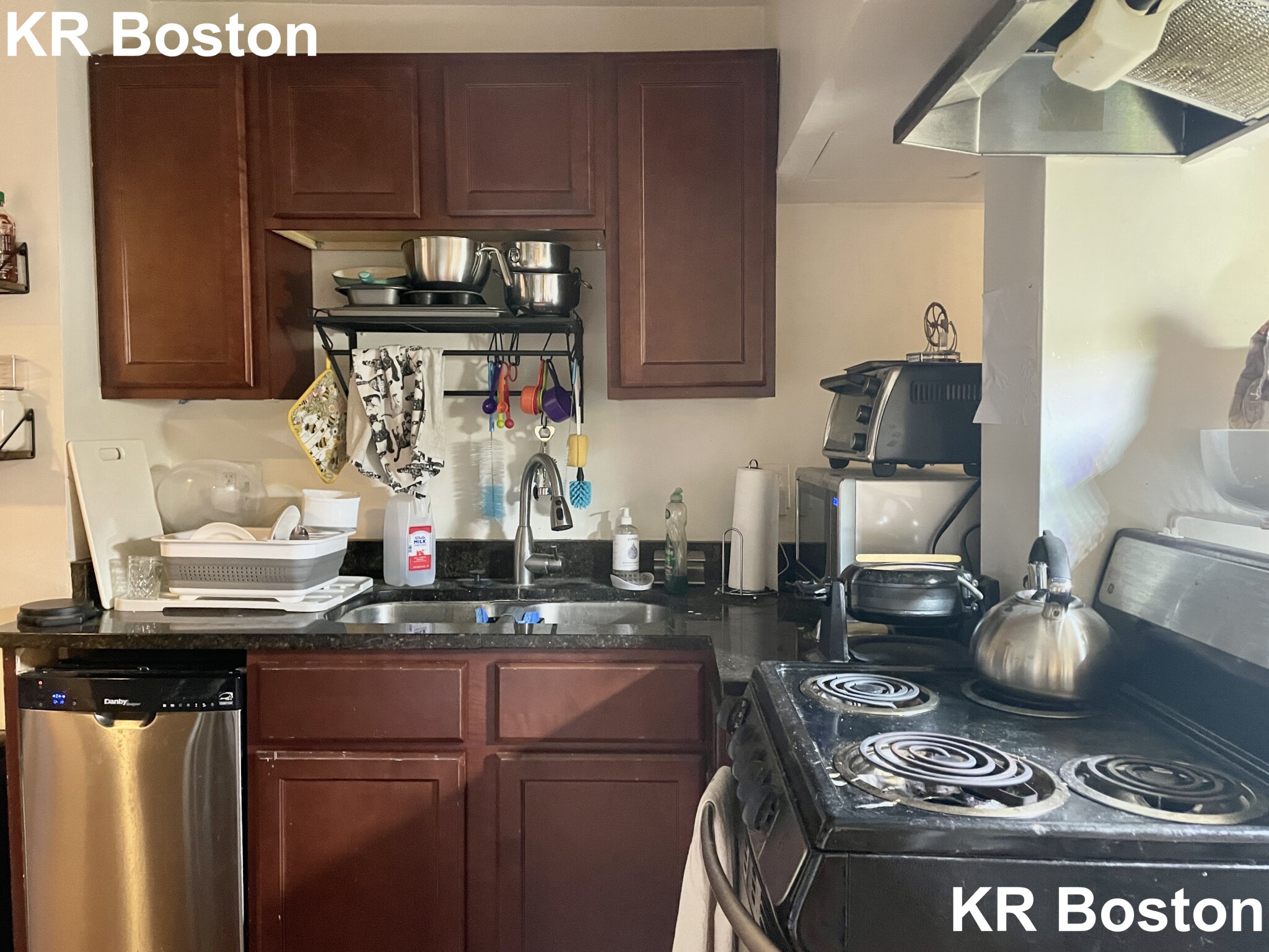 79 Pleasant St, Coolidge Corner