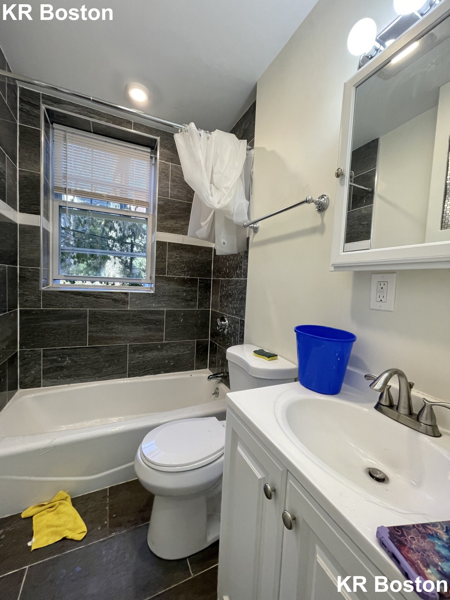 726 Washington St, Washington Square