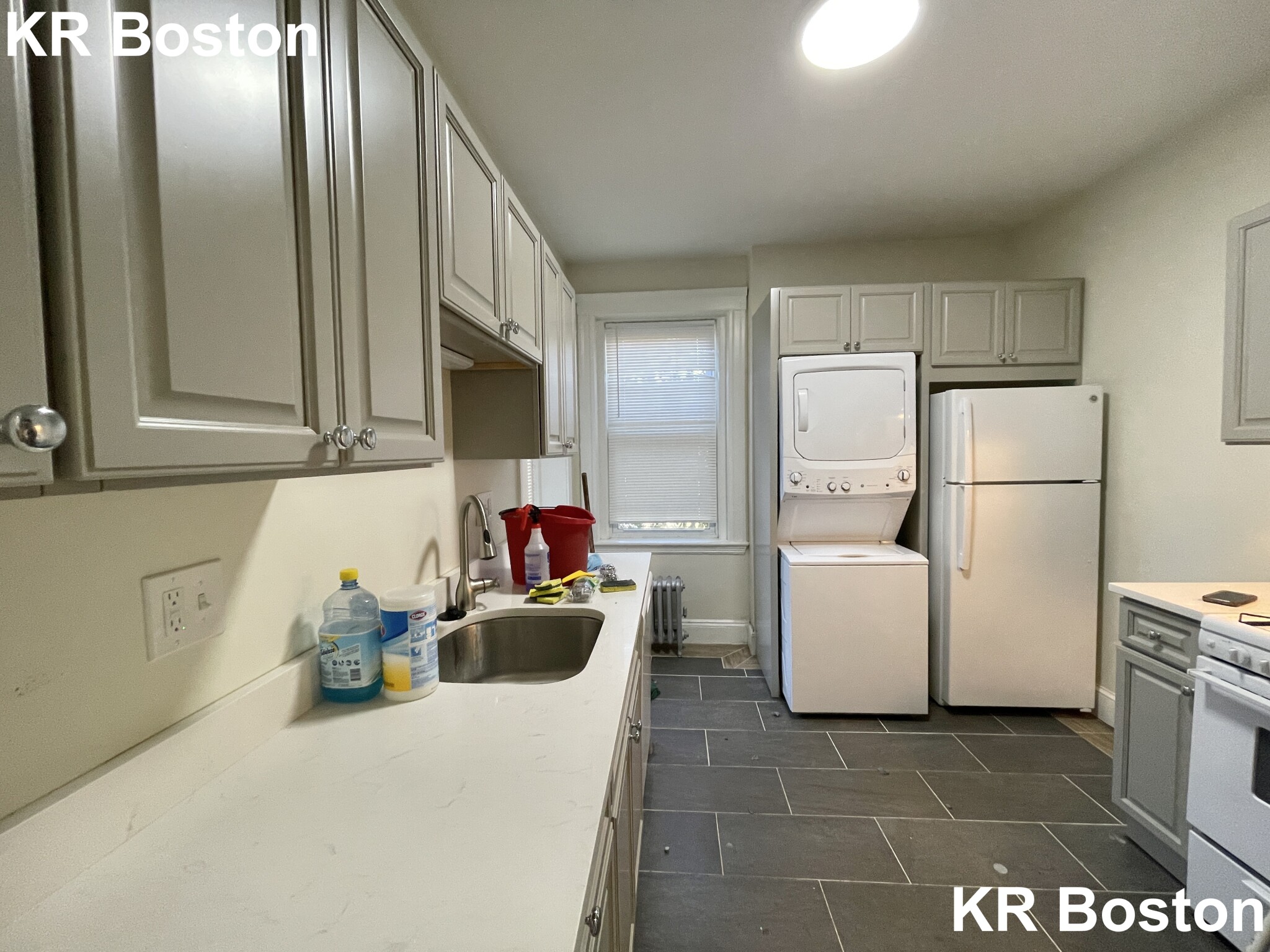 726 Washington St, Washington Square