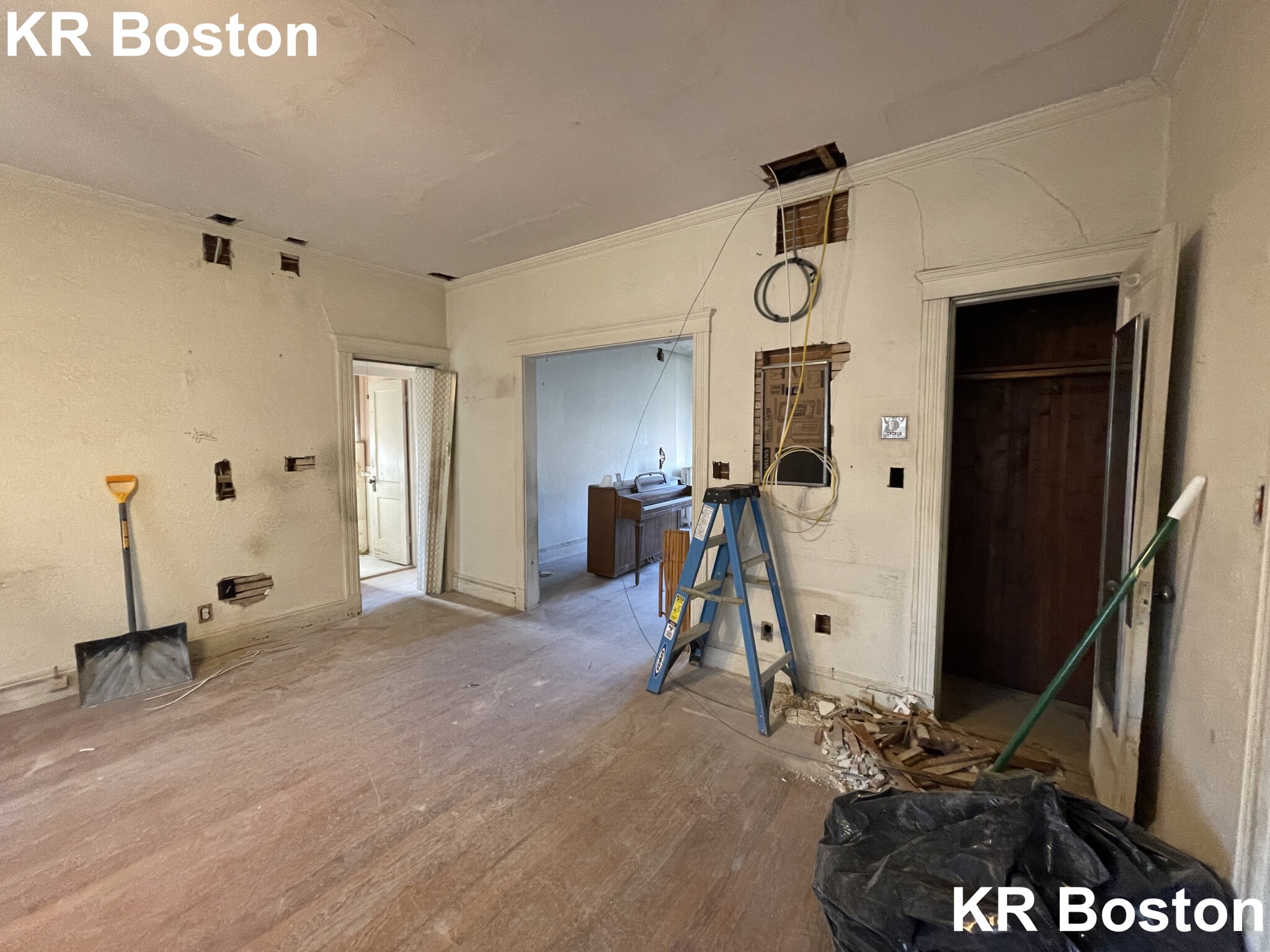 12 Alton Pl, Brookline Village