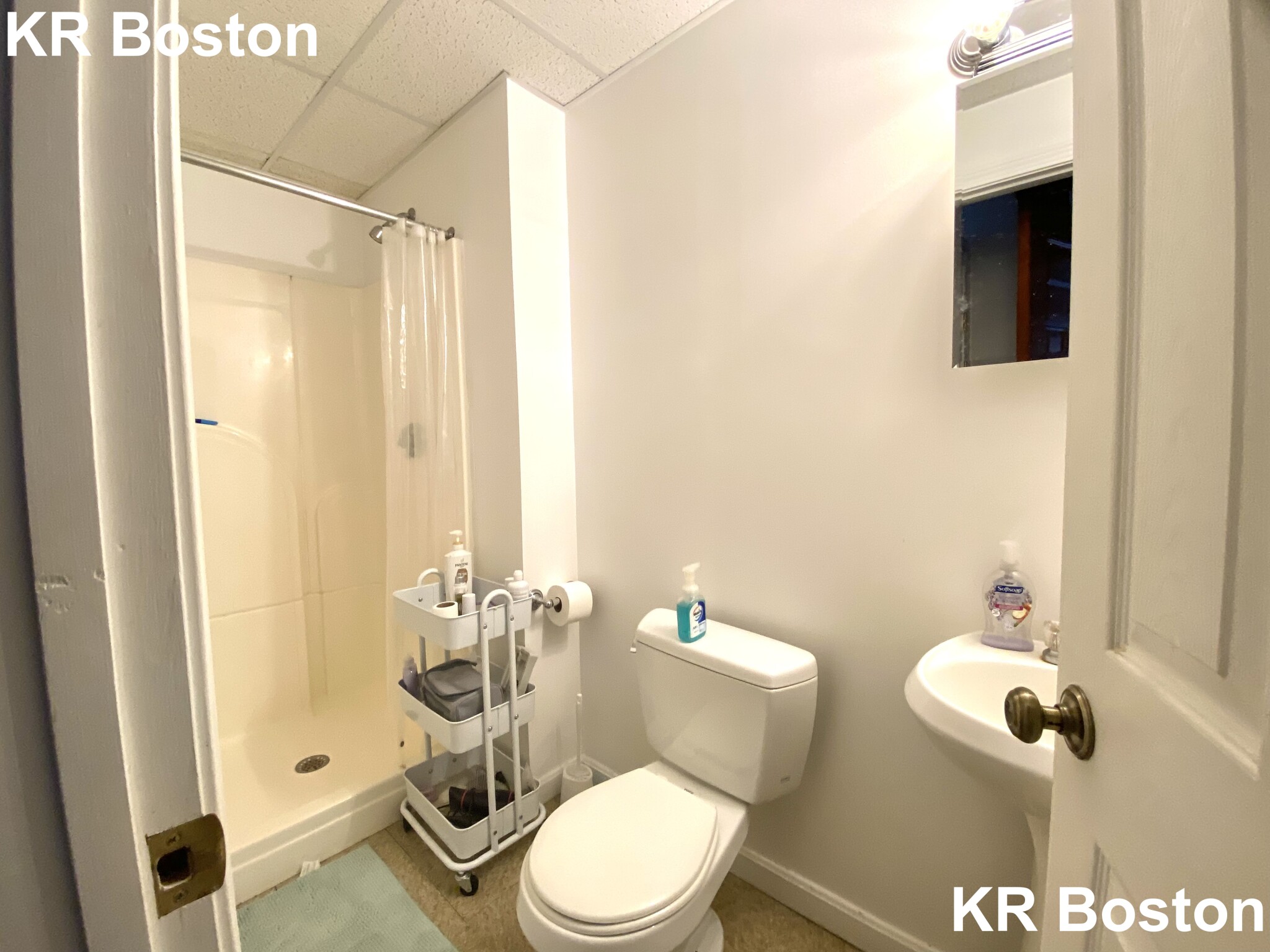 1061 Beacon St, Brookline Village