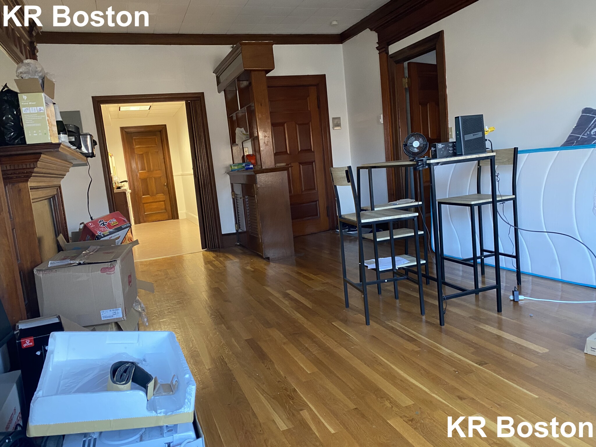 1061 Beacon St, Brookline Village