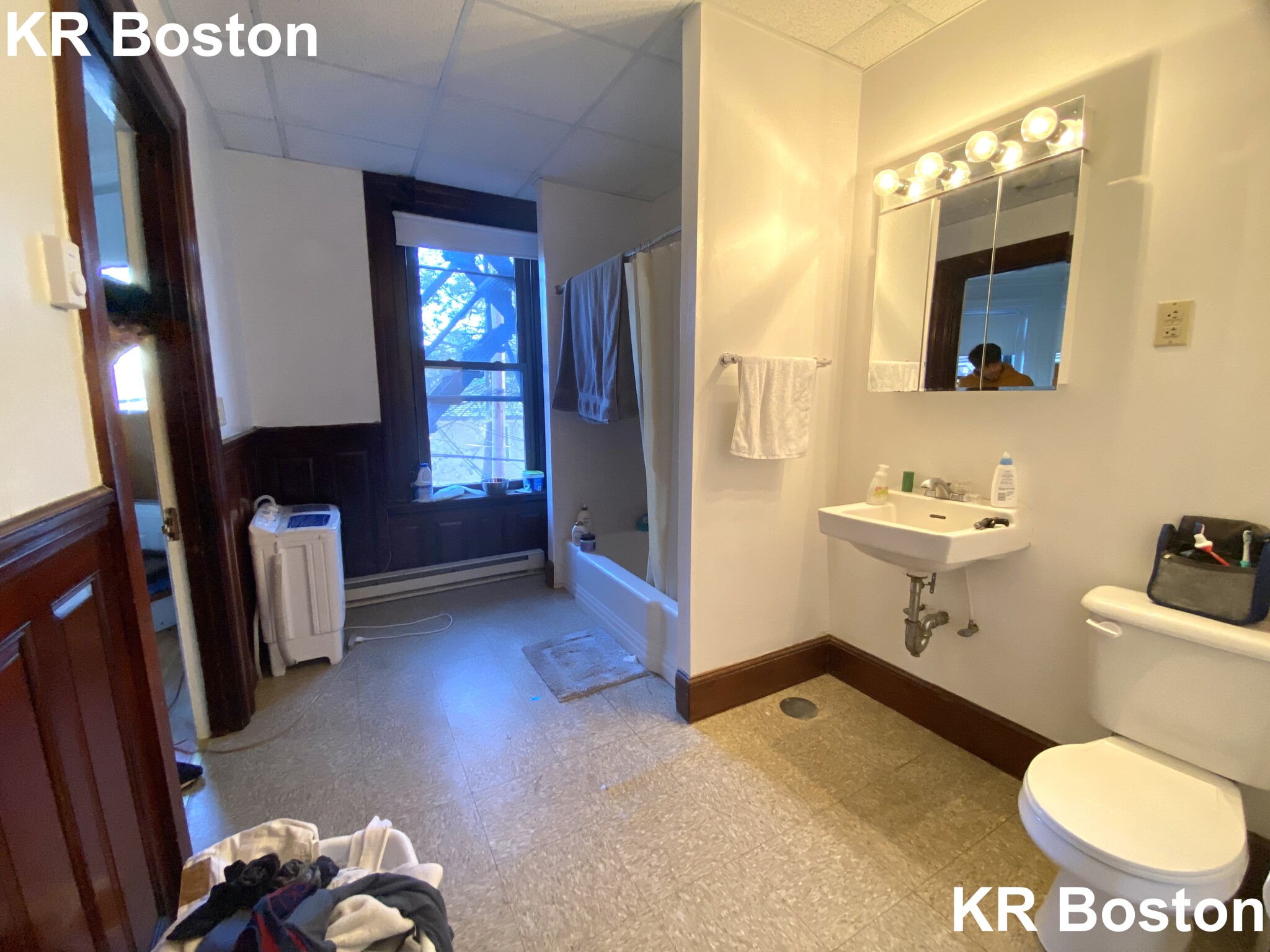 1061 Beacon St, Brookline Village