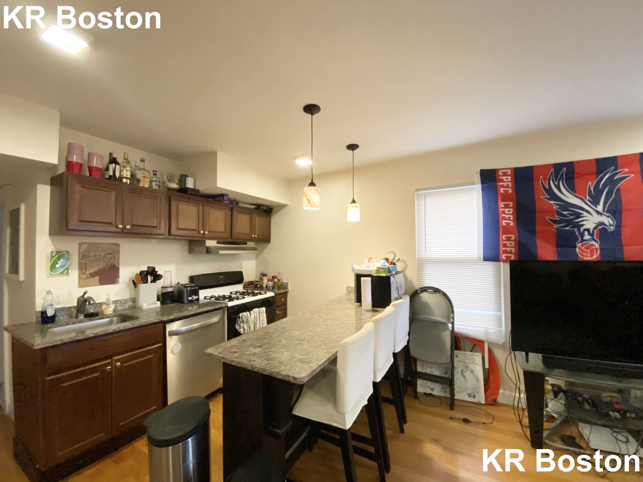 21 Weitz St, Allston