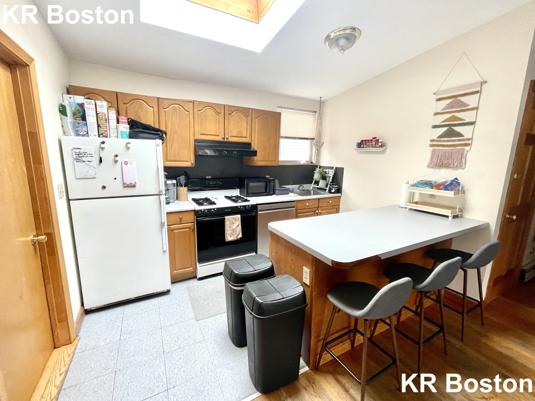 551 Washington St, Brighton