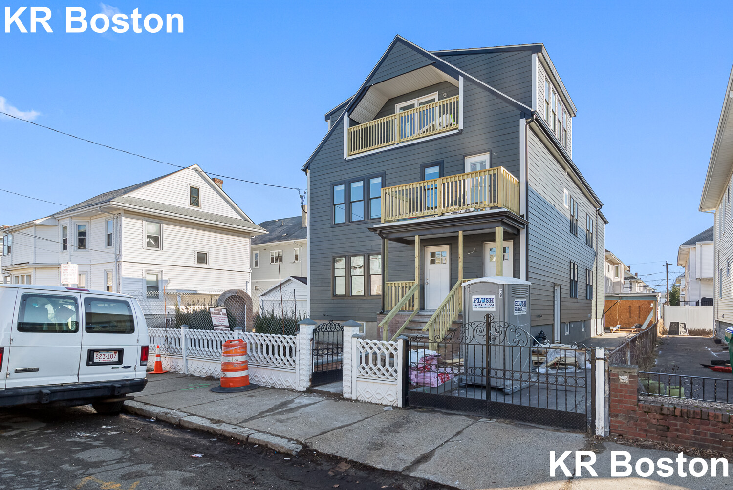 44 Wright Ave, Medford