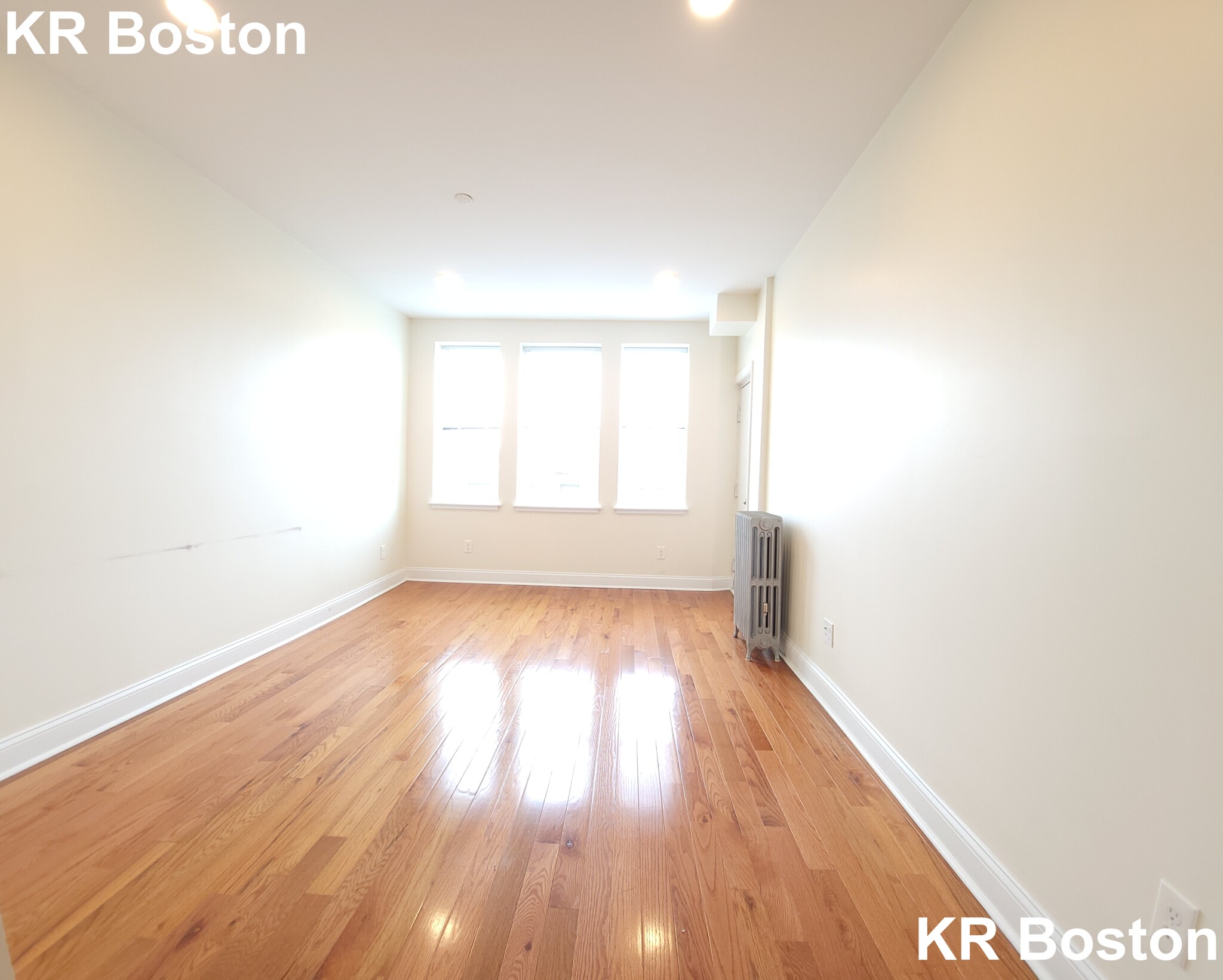 123 Sutherland Rd, Fenway