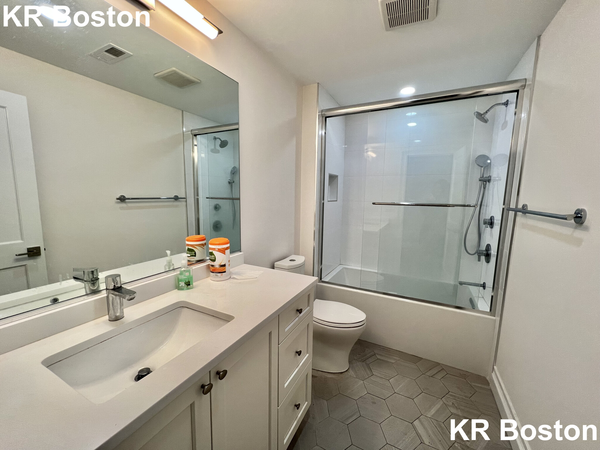 14 Mount Hood Rd, Brighton