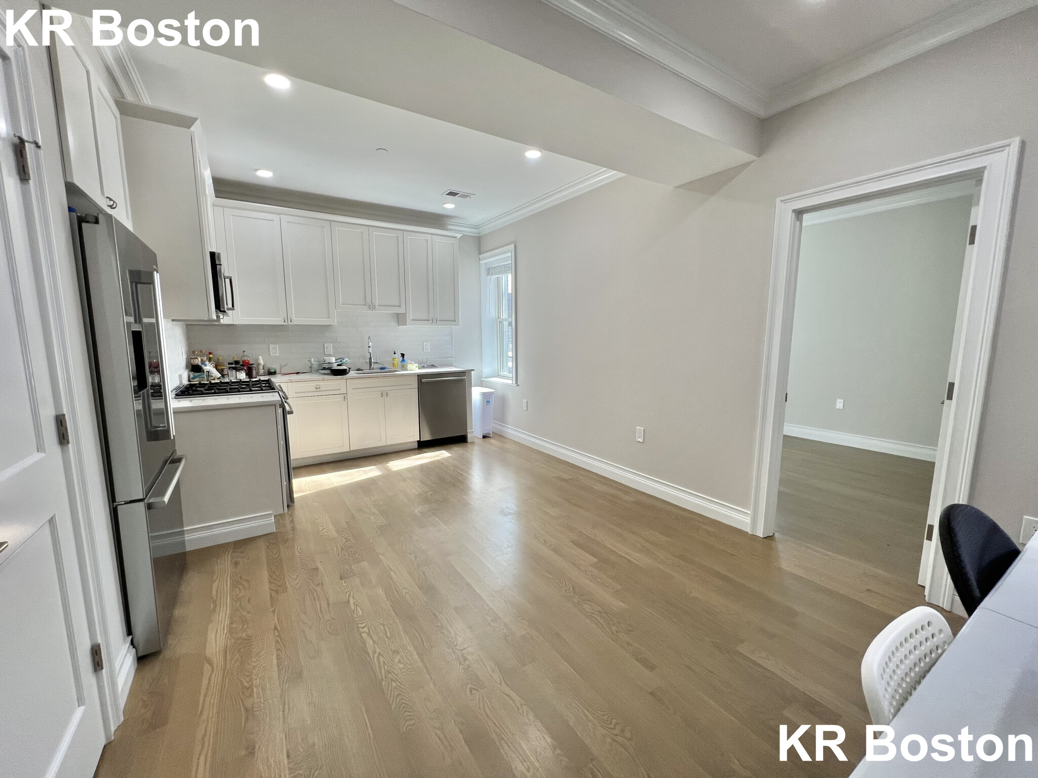 14 Mount Hood Rd, Brighton