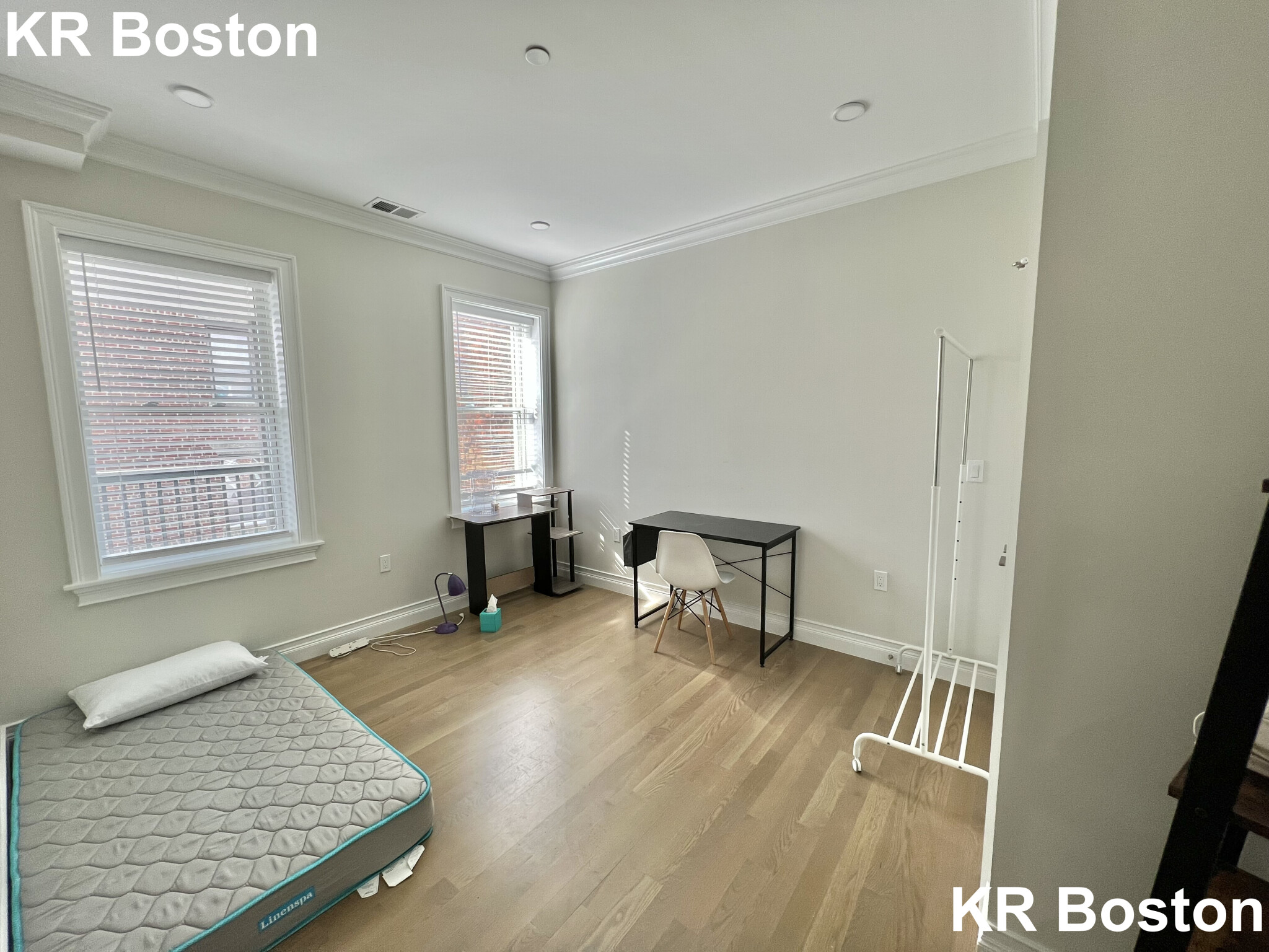 14 Mount Hood Rd, Brighton