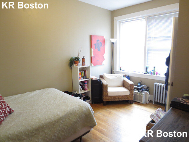 11 Gorham St, Allston