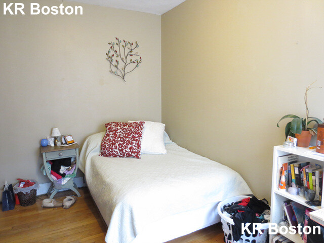 11 Gorham St, Allston