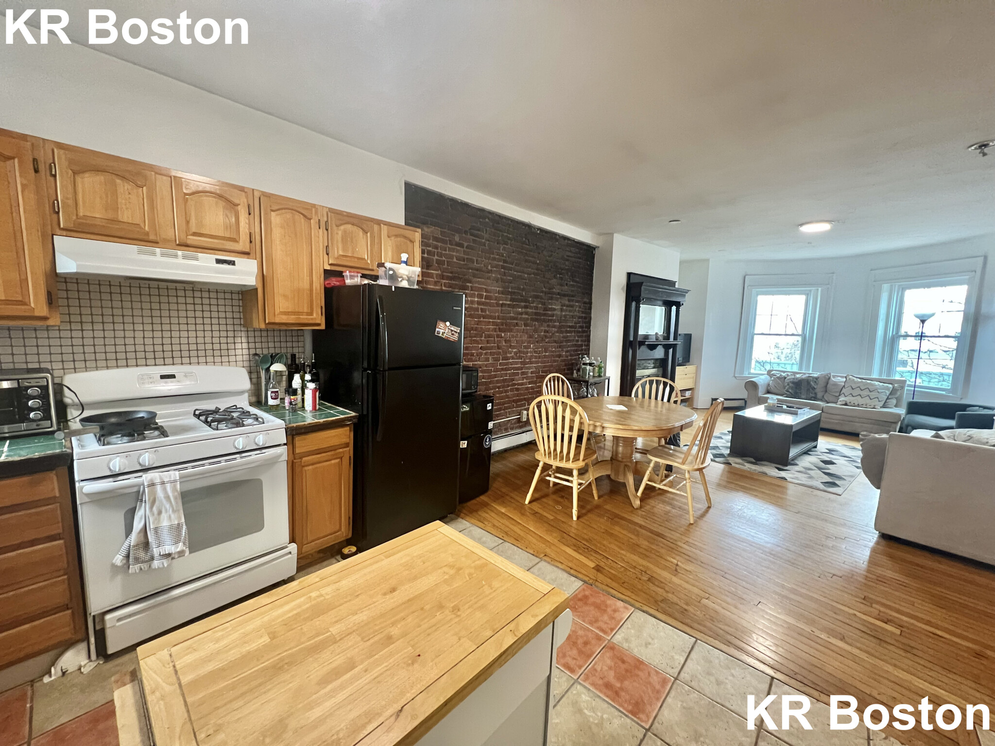 526 Harvard St, Coolidge Corner