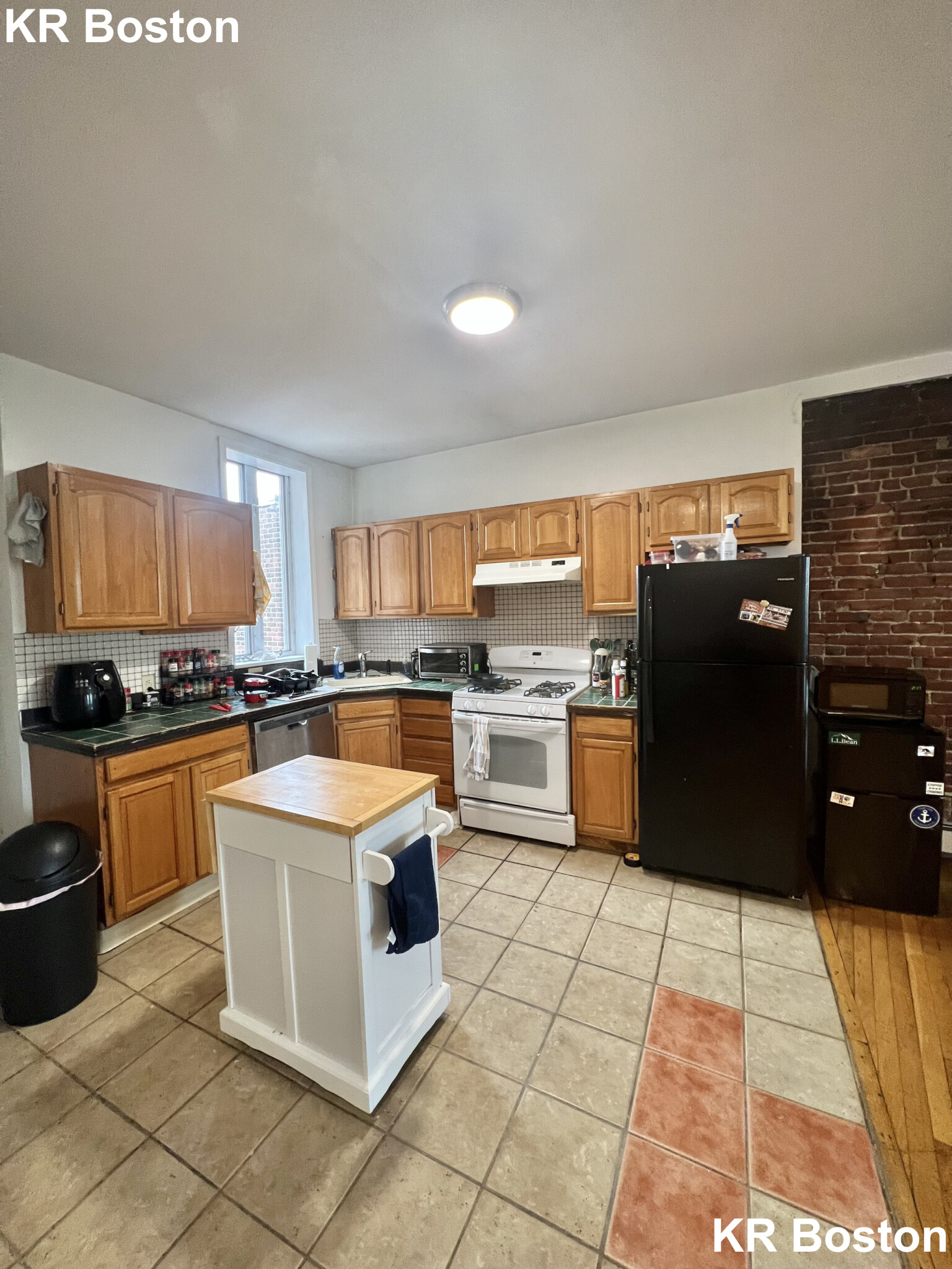 526 Harvard St, Coolidge Corner