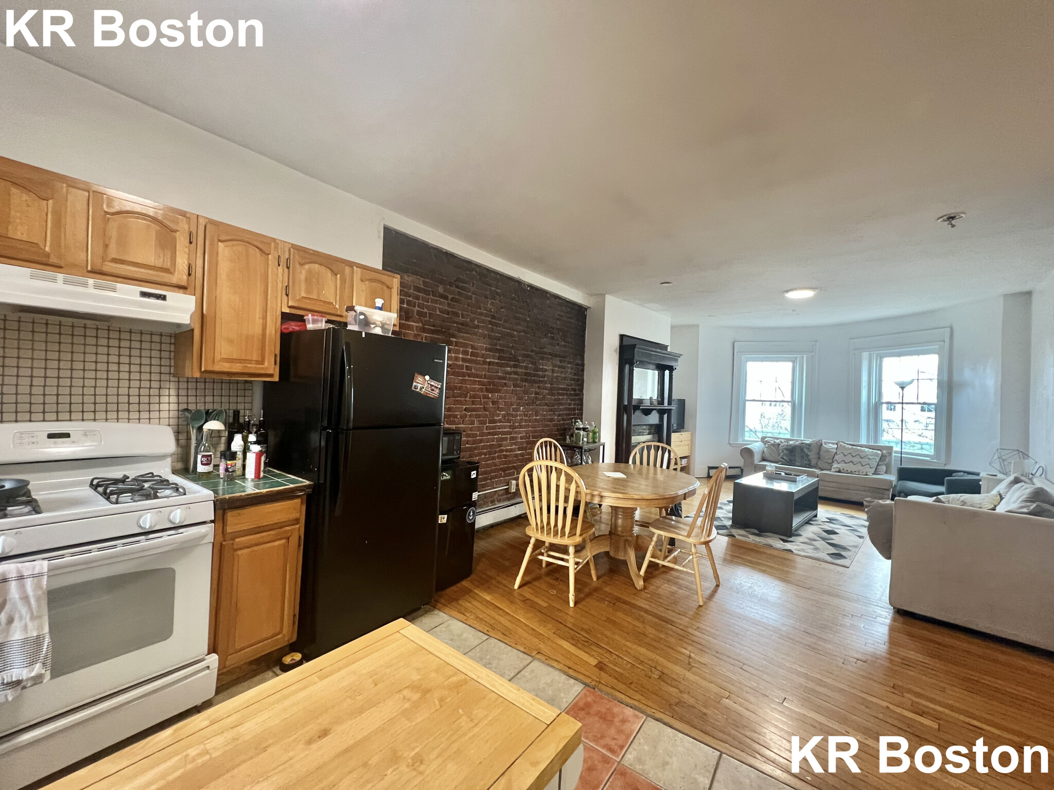 526 Harvard St, Coolidge Corner