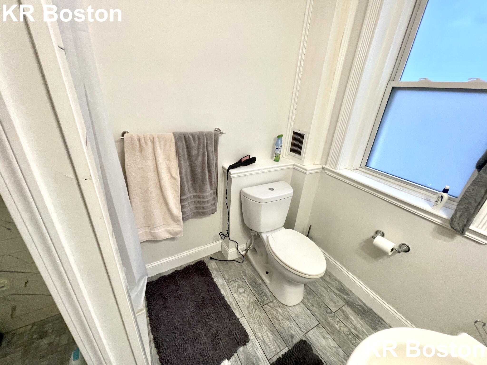 1189 Commonwealth Ave, Allston