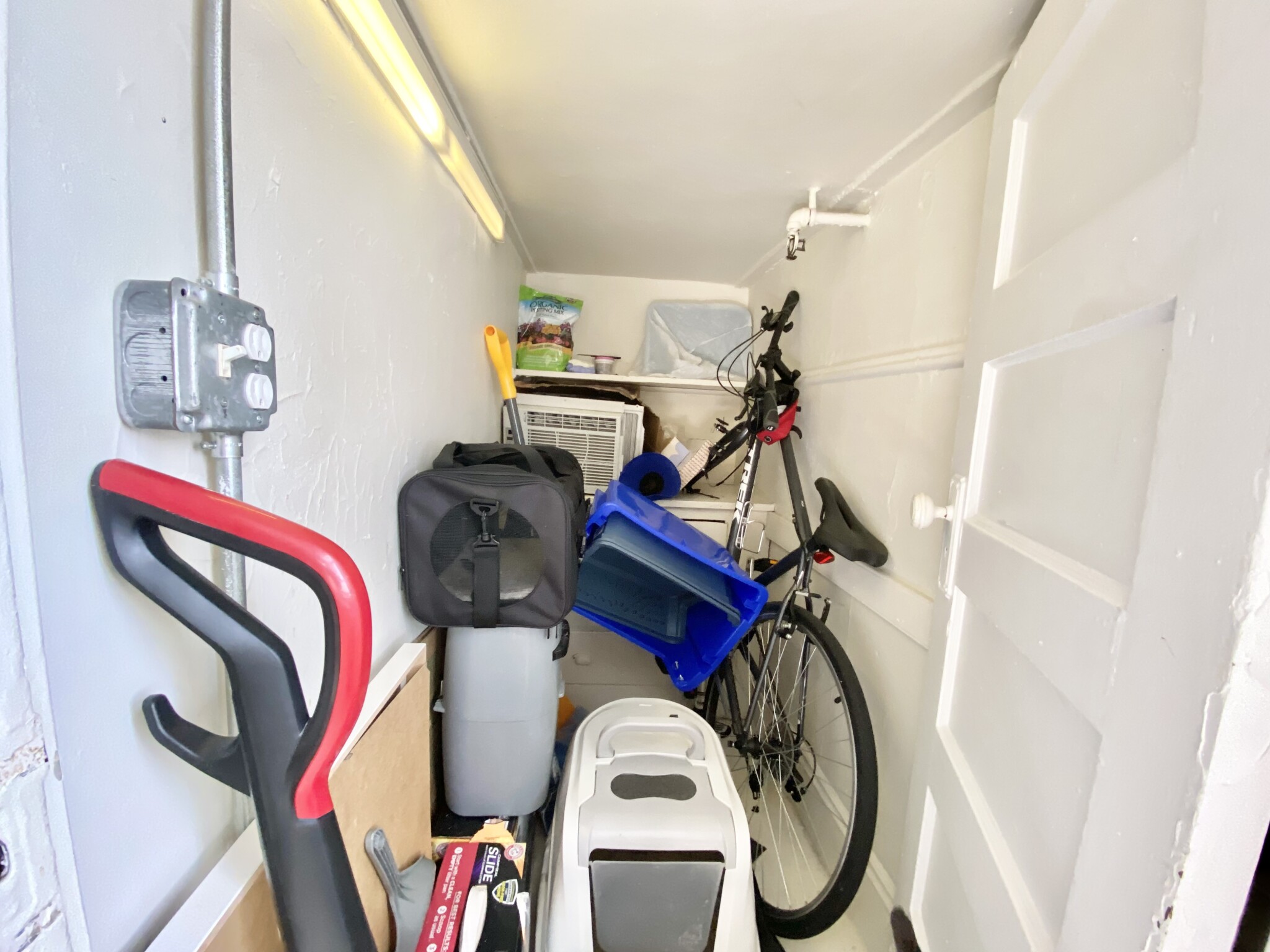 1638 Commonwealth Ave, Brighton