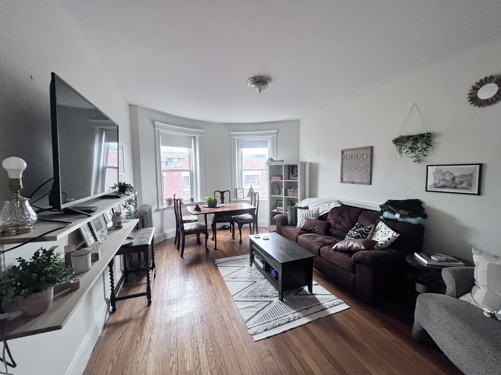 1788 Beacon St, Washington Square