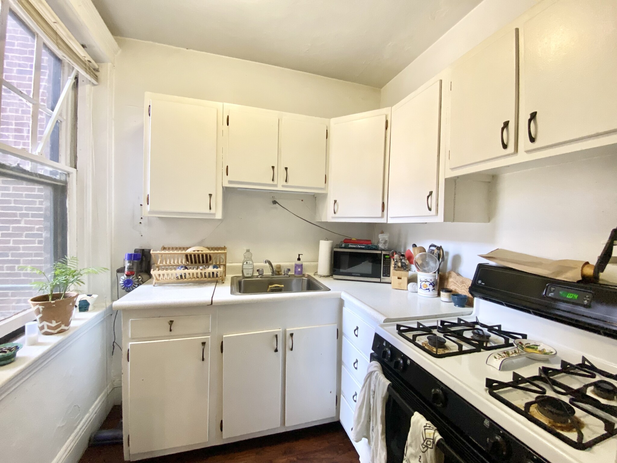 9 James St, Coolidge Corner