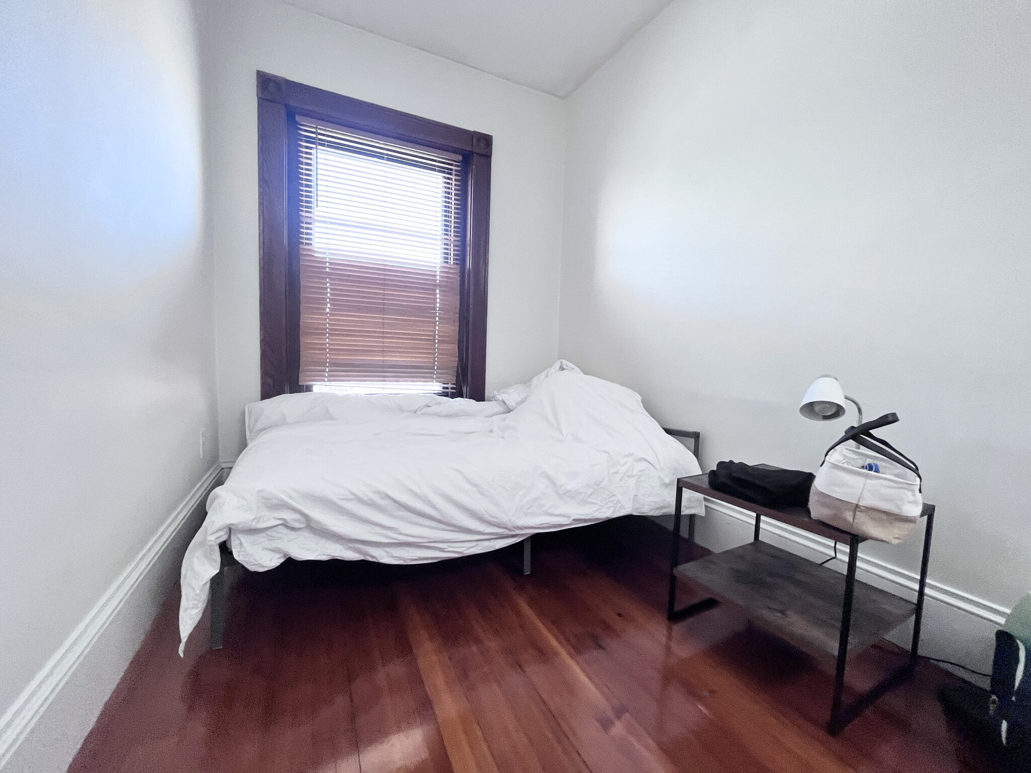 849 Beacon St, Fenway