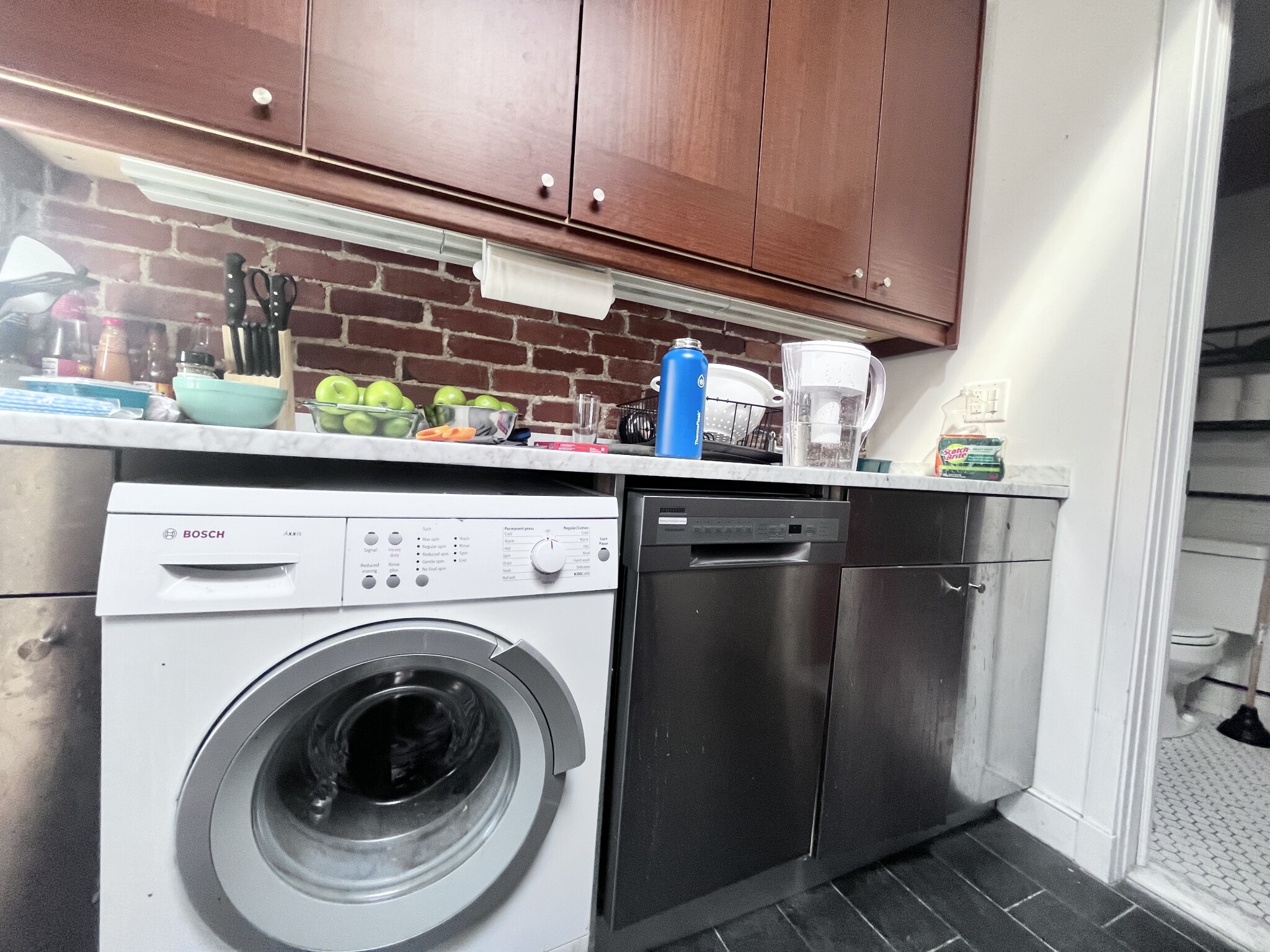 849 Beacon St, Fenway