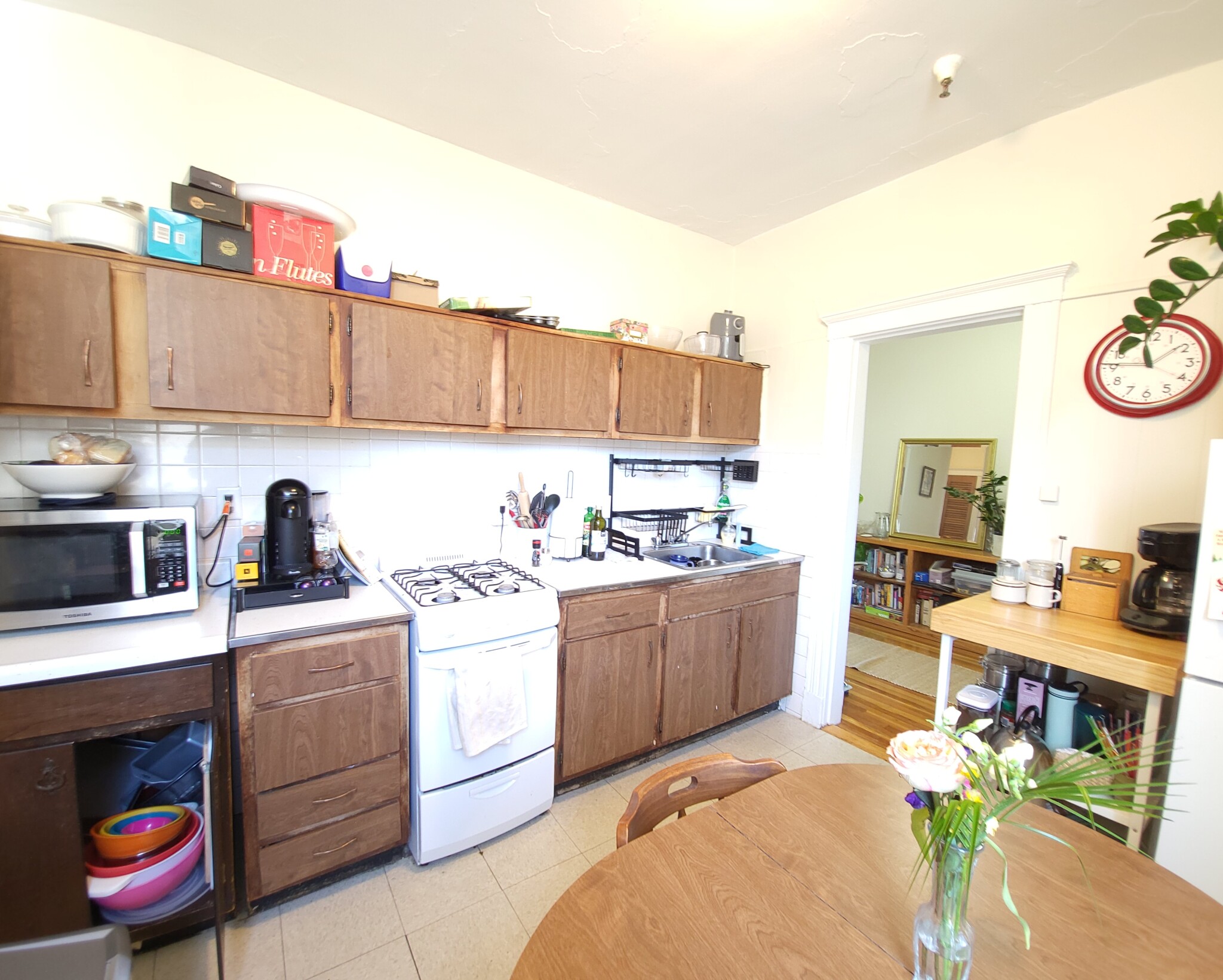 1810 Commonwealth Ave, Brighton