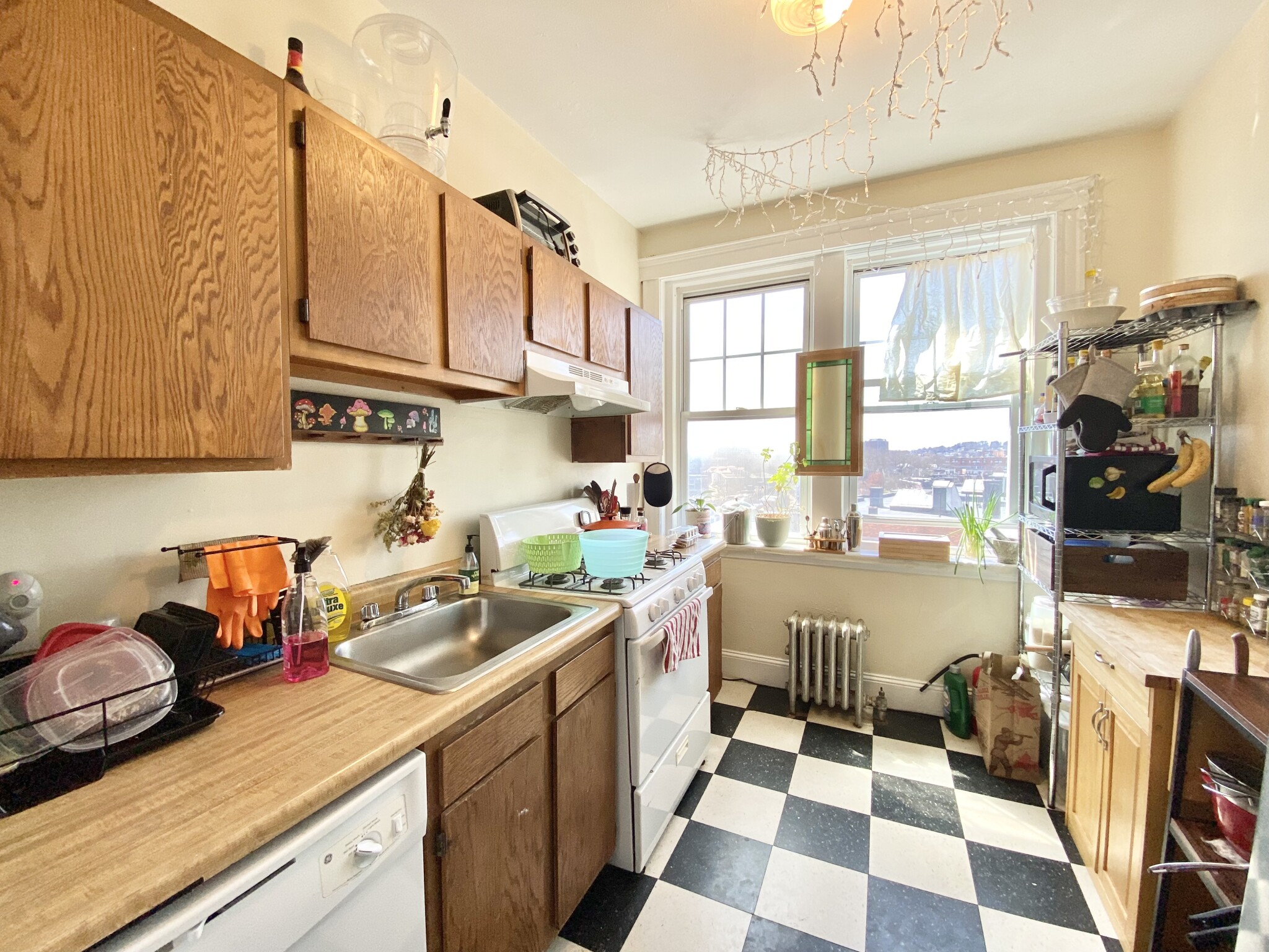 1691 Commonwealth Ave, Brighton