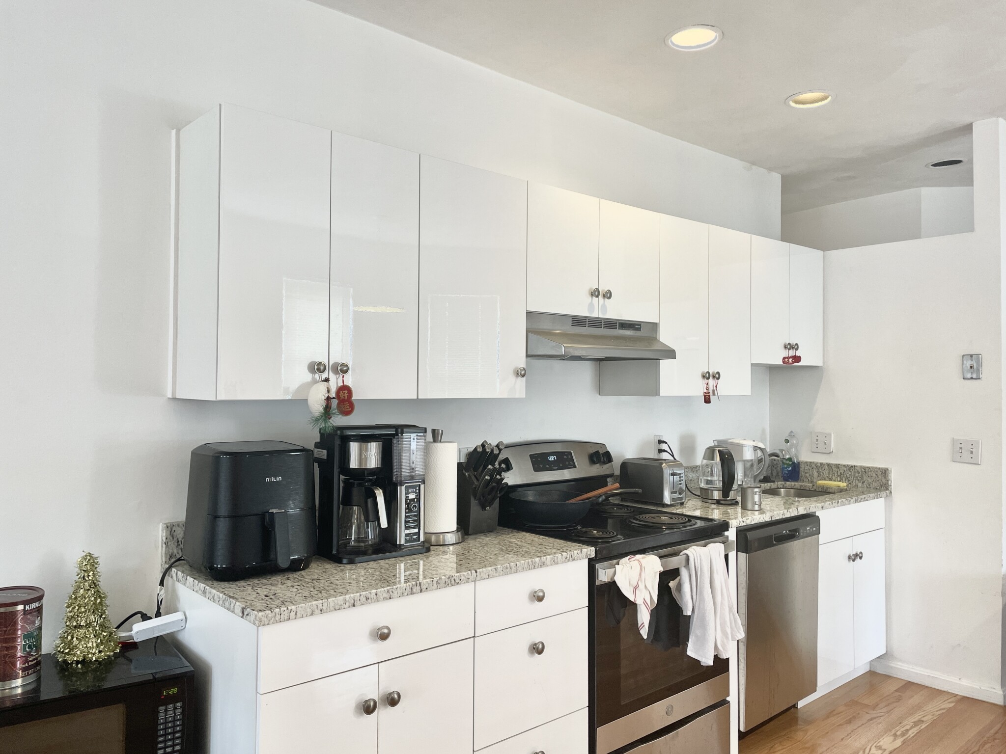 58 Mansfield St, Allston