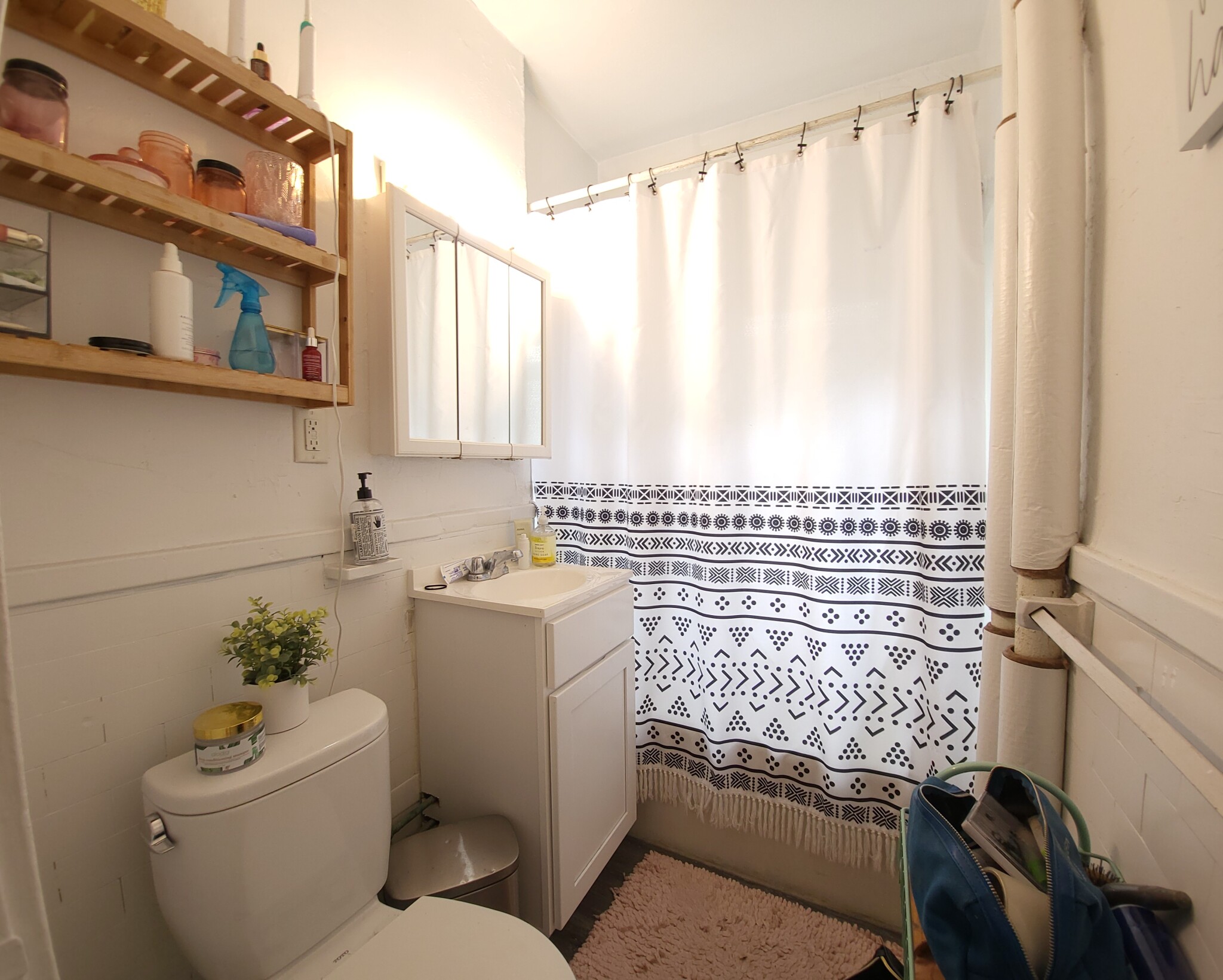 1626 Commonwealth Ave, Brighton