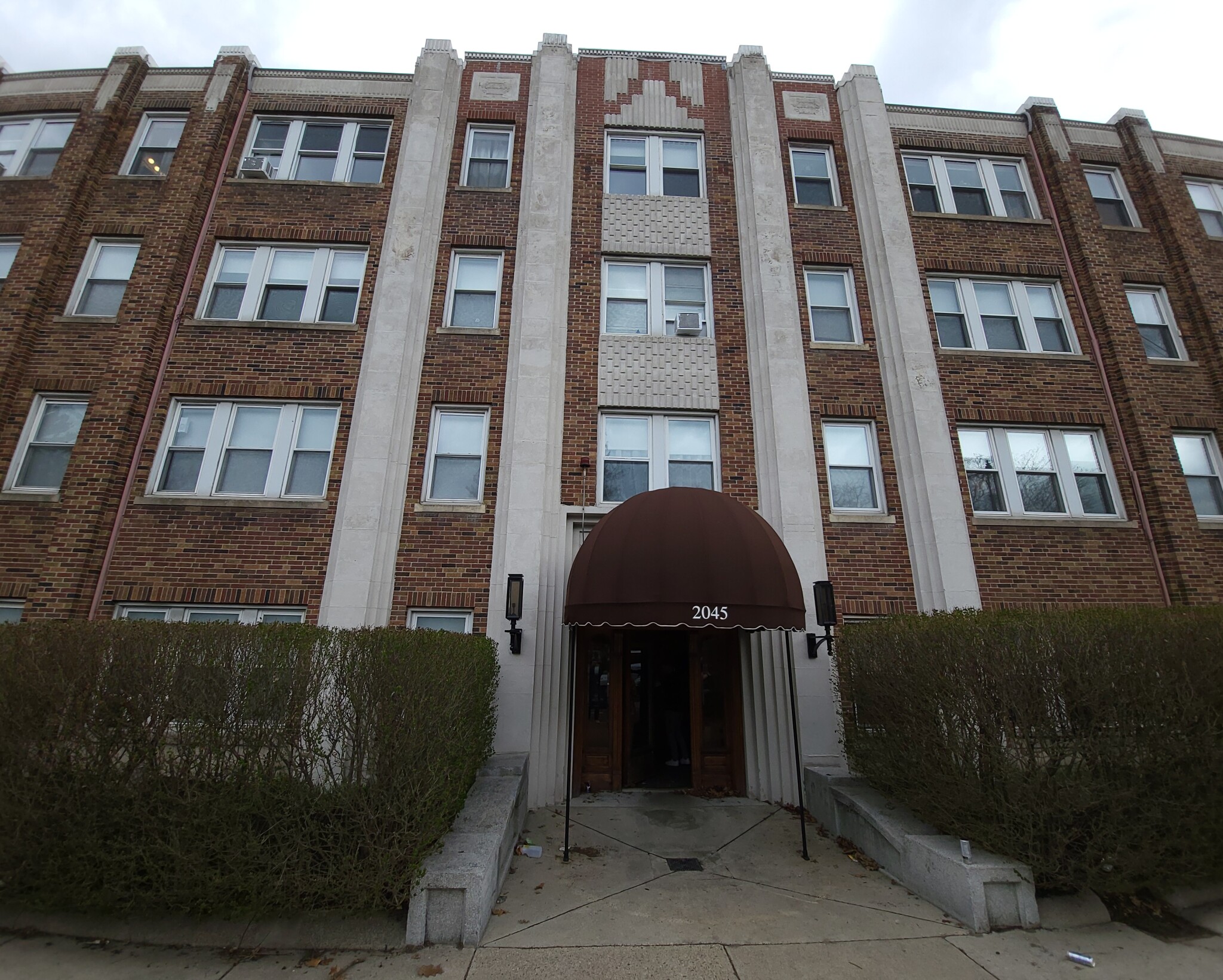 2045 Commonwealth Ave, Brighton