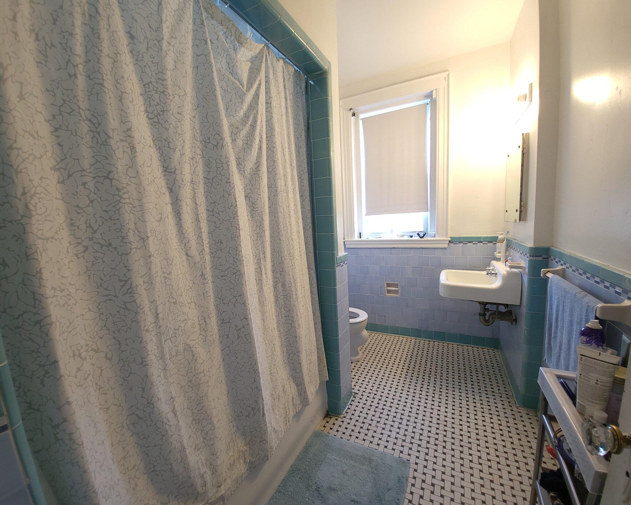 2045 Commonwealth Ave, Brighton