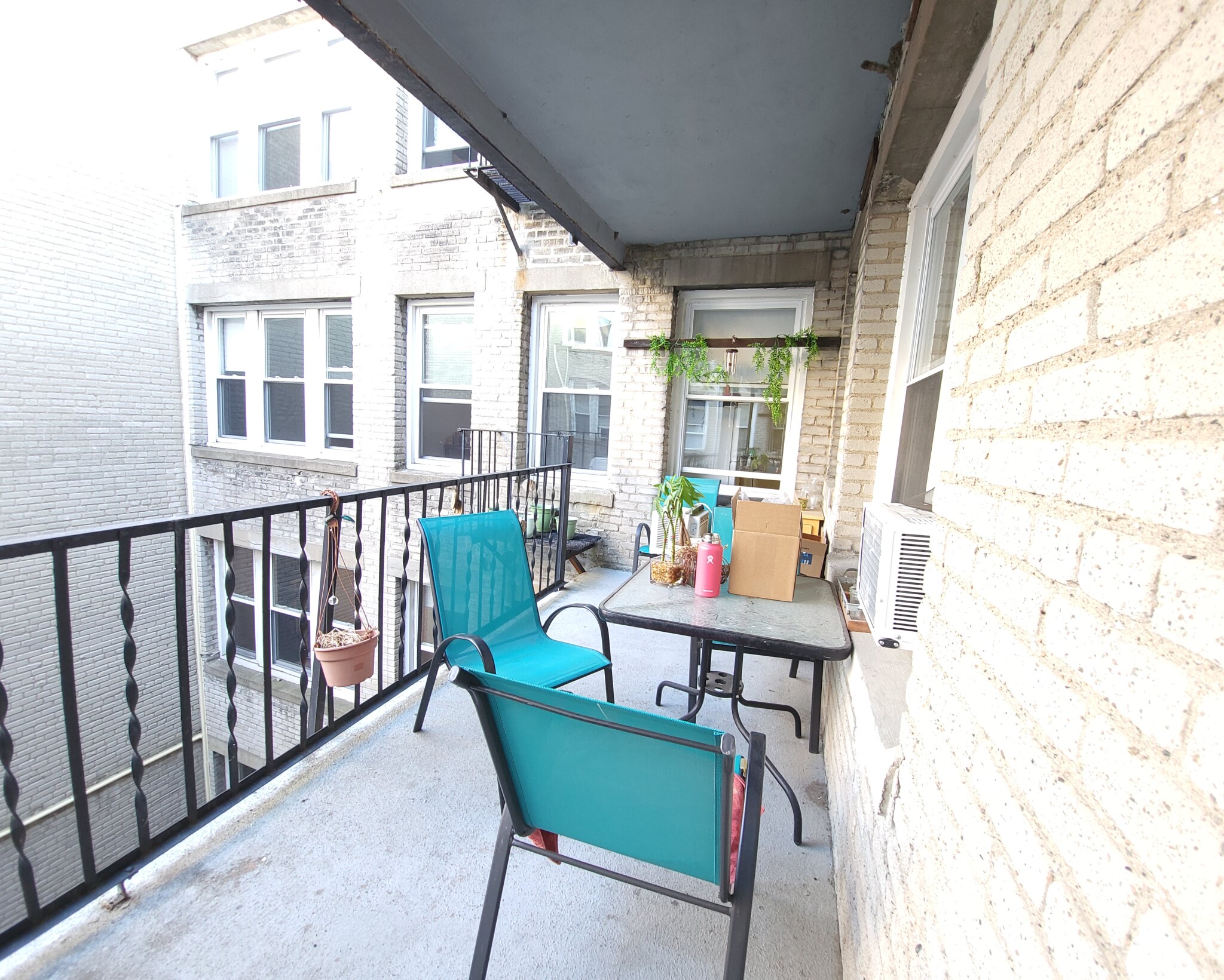 1634 Commonwealth Ave, Brighton