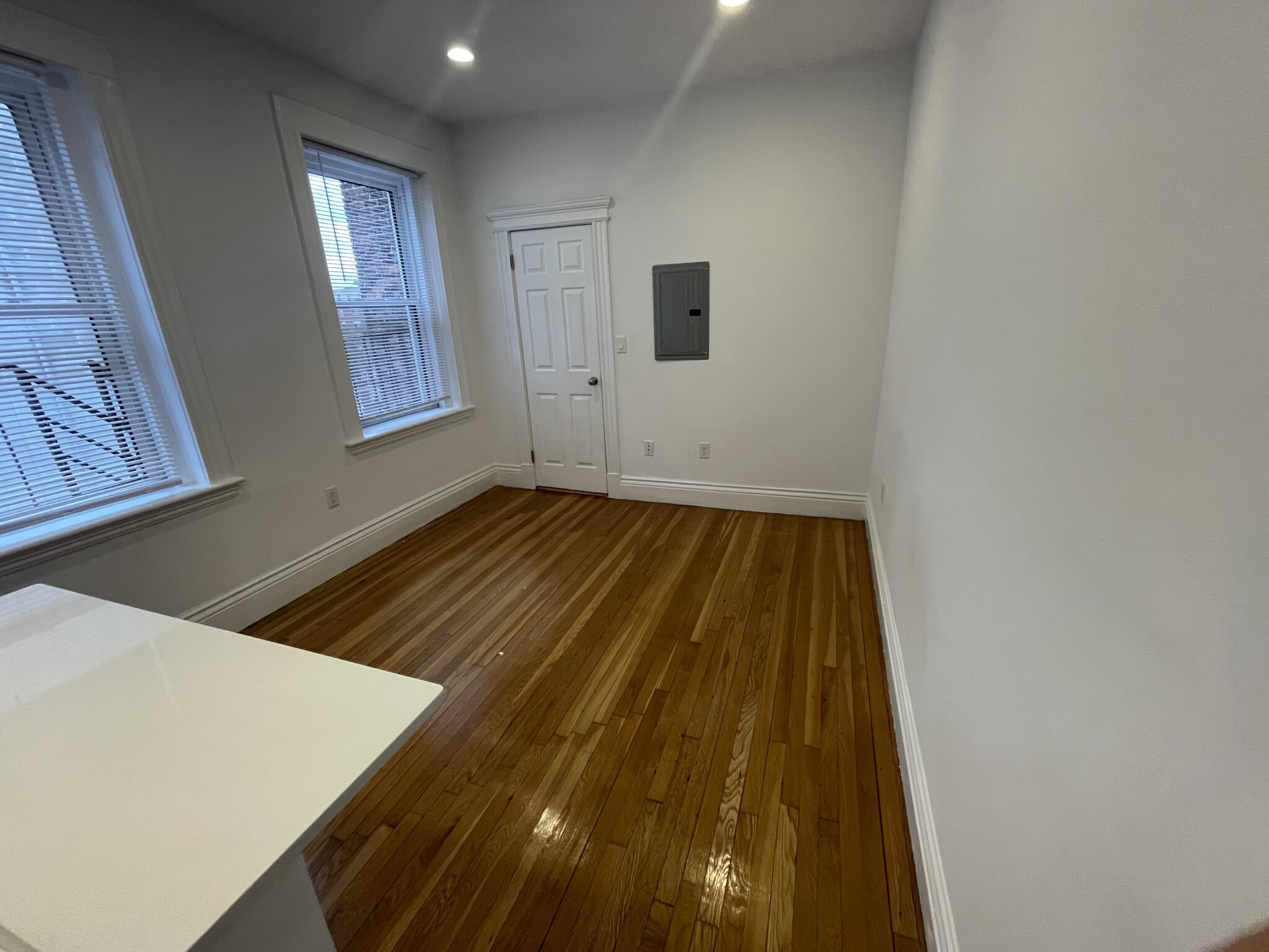 120 Peterborough St, Fenway