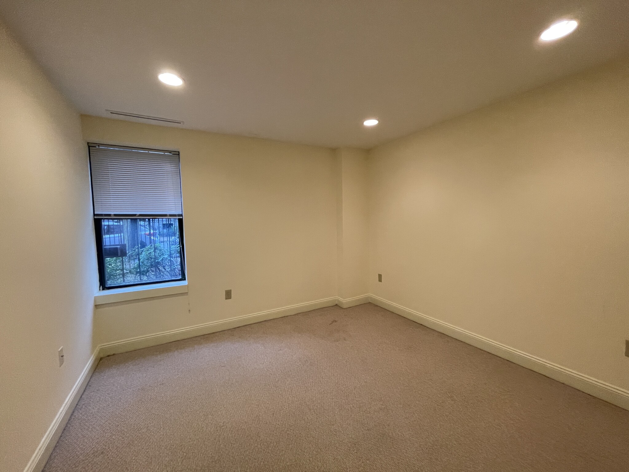 100 Jersey St, Fenway