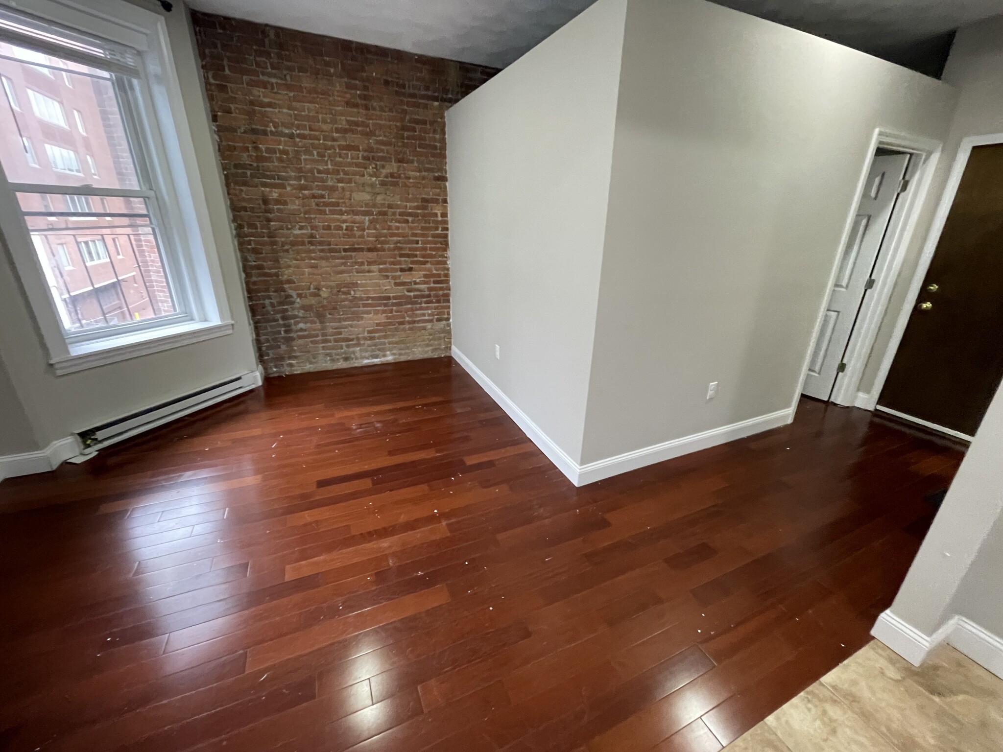 250 Newbury St, Back Bay