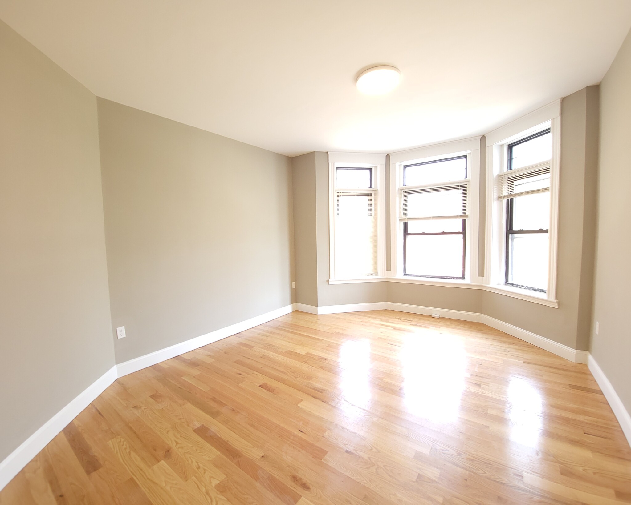 1914 Beacon St, Brighton