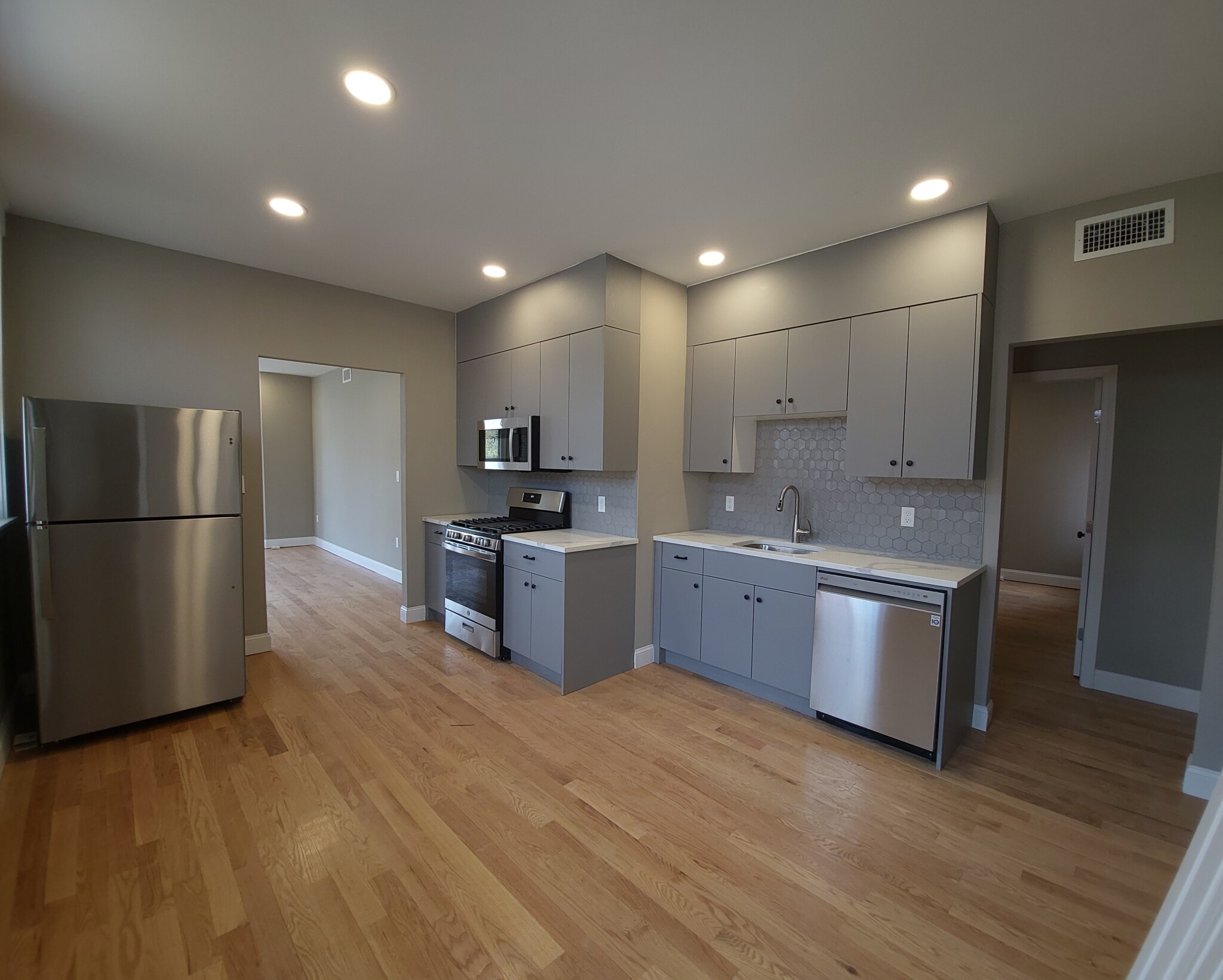 1914 Beacon St, Brighton