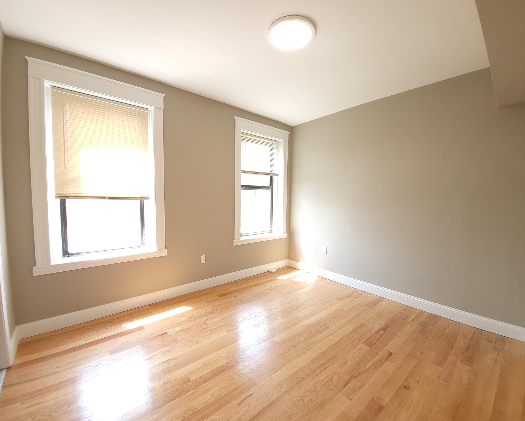 1914 Beacon St, Brighton