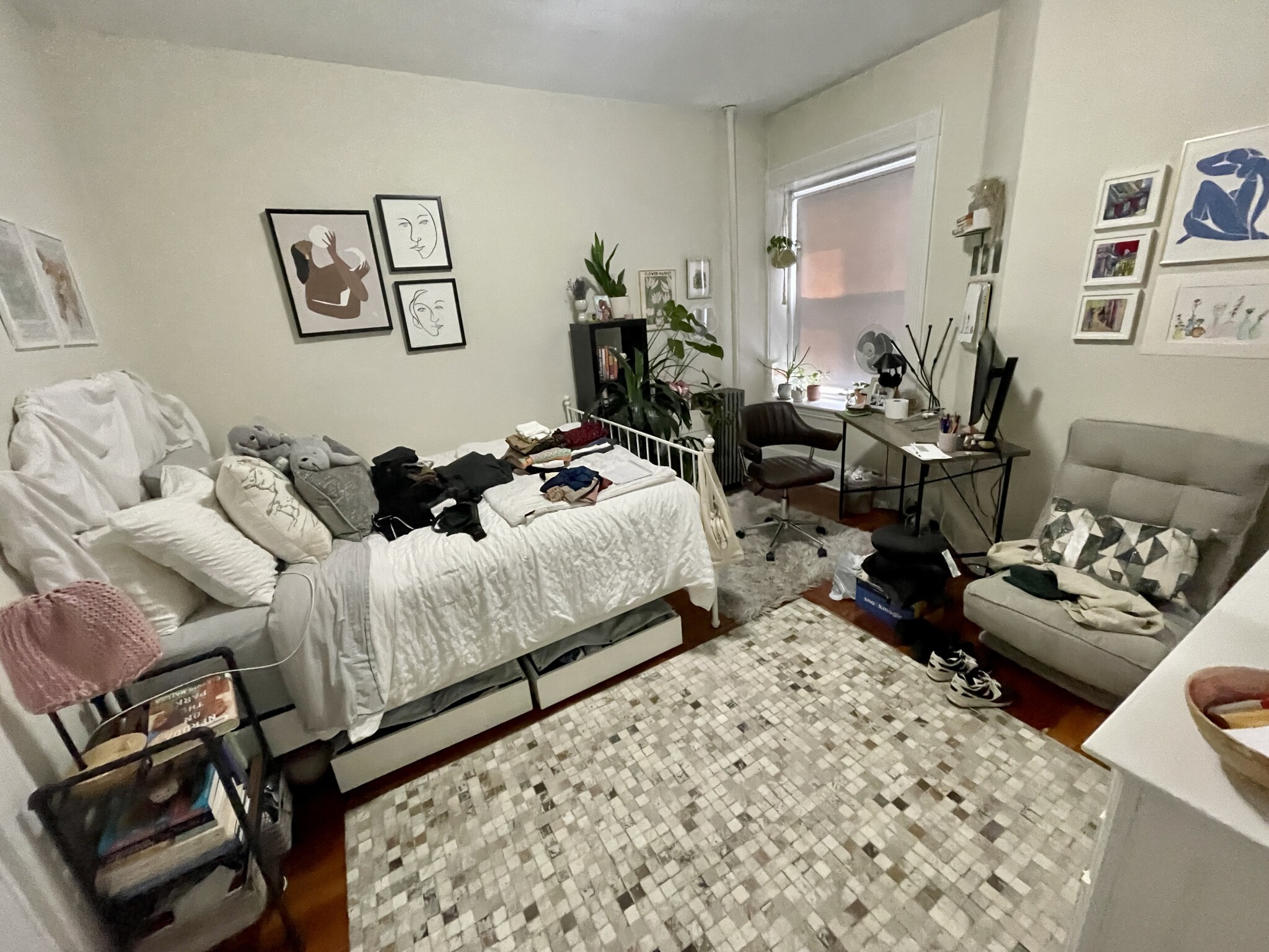 1595 Beacon St, Washington Square