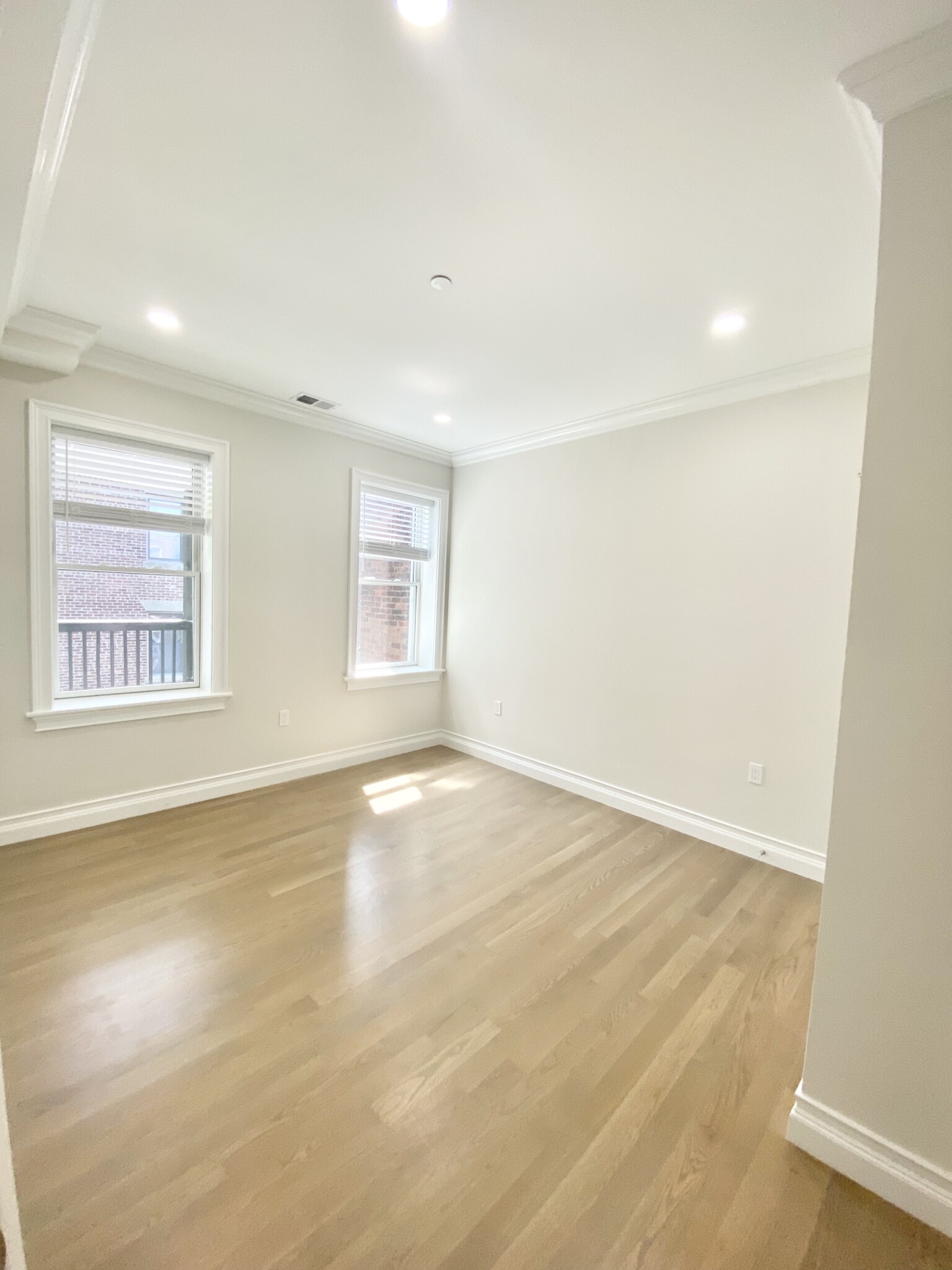 14 Mount Hood Rd, Brighton