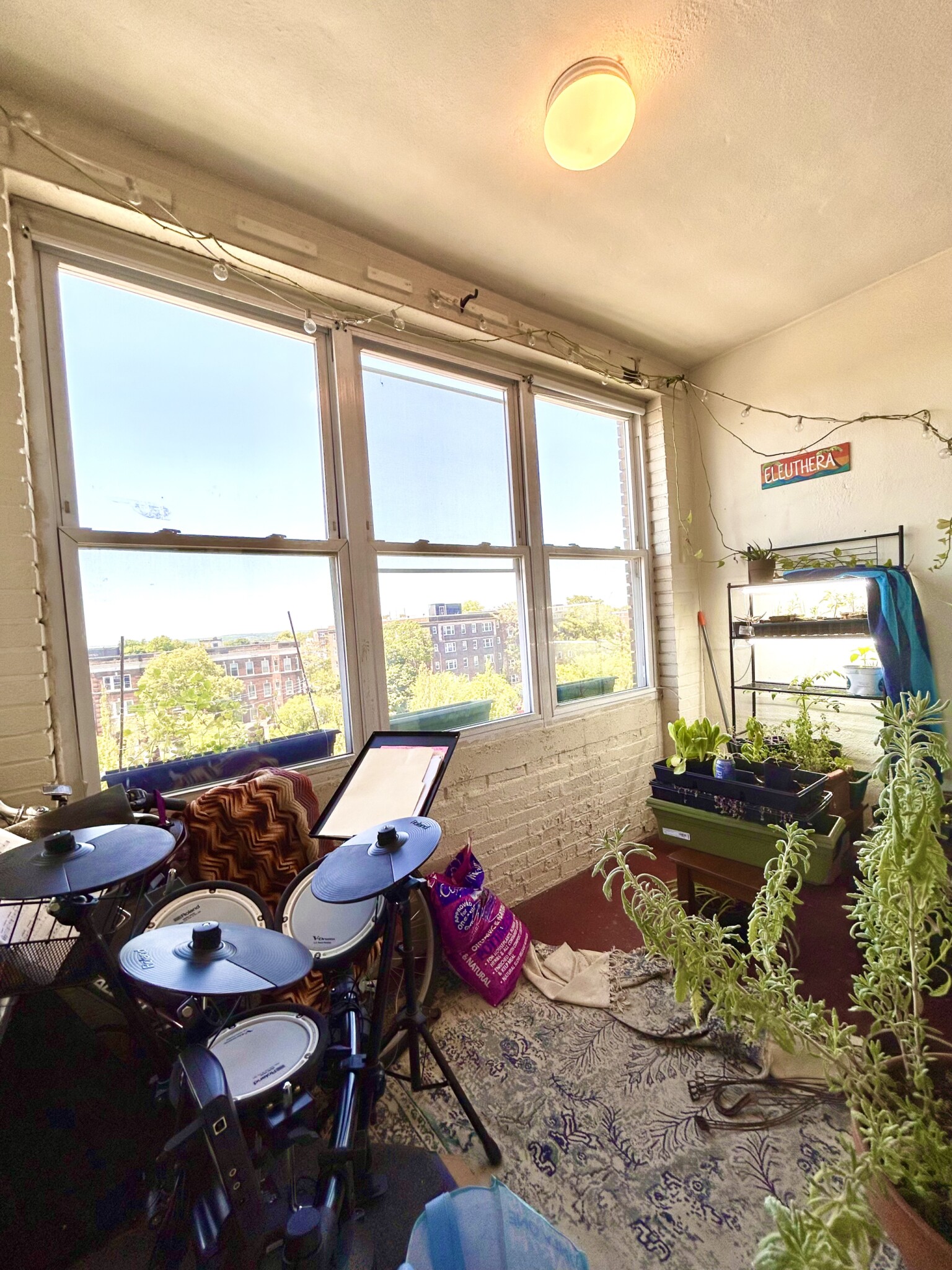 1634 Commonwealth Ave, Brighton