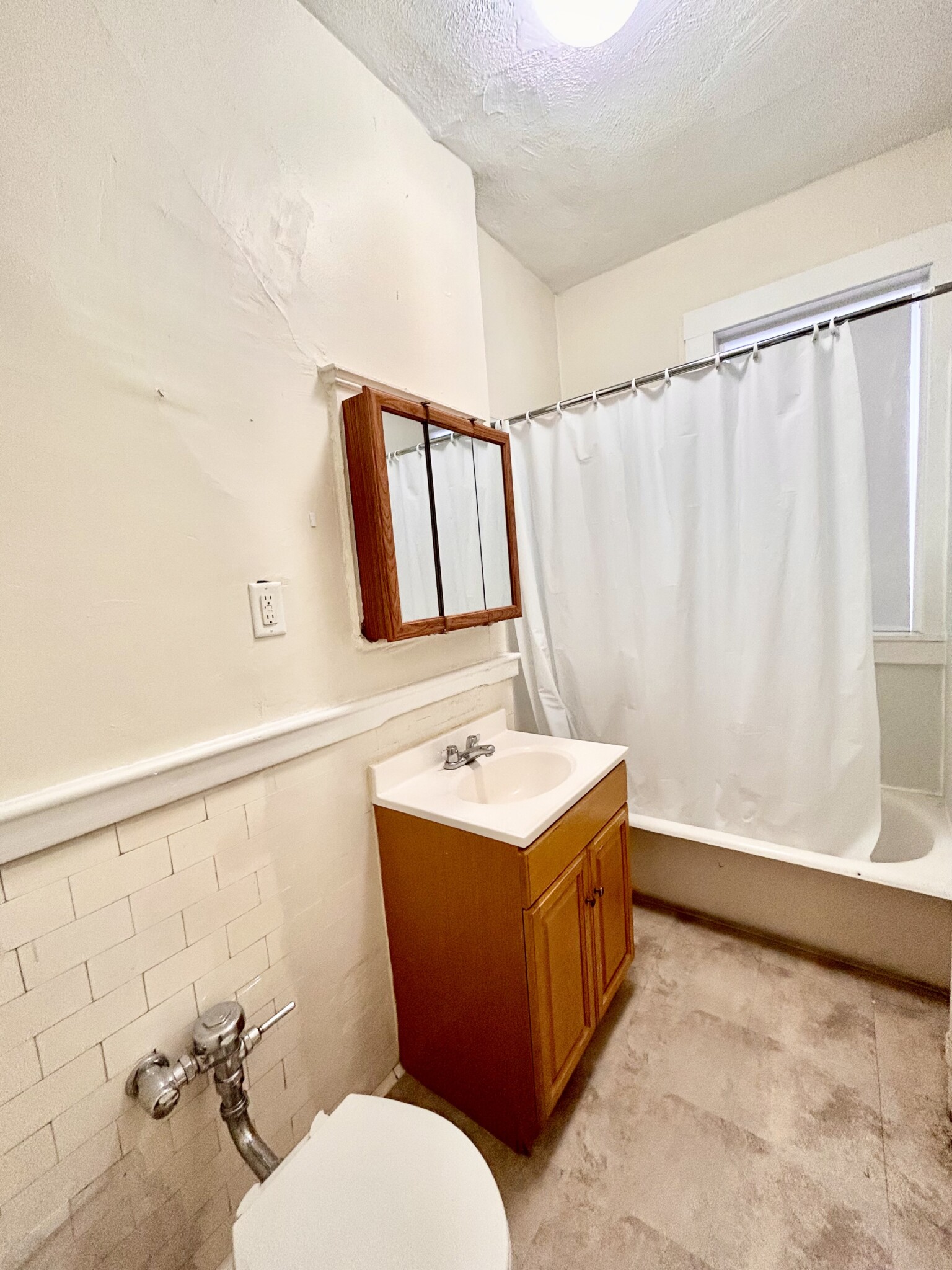 1185 Boylston St, Fenway