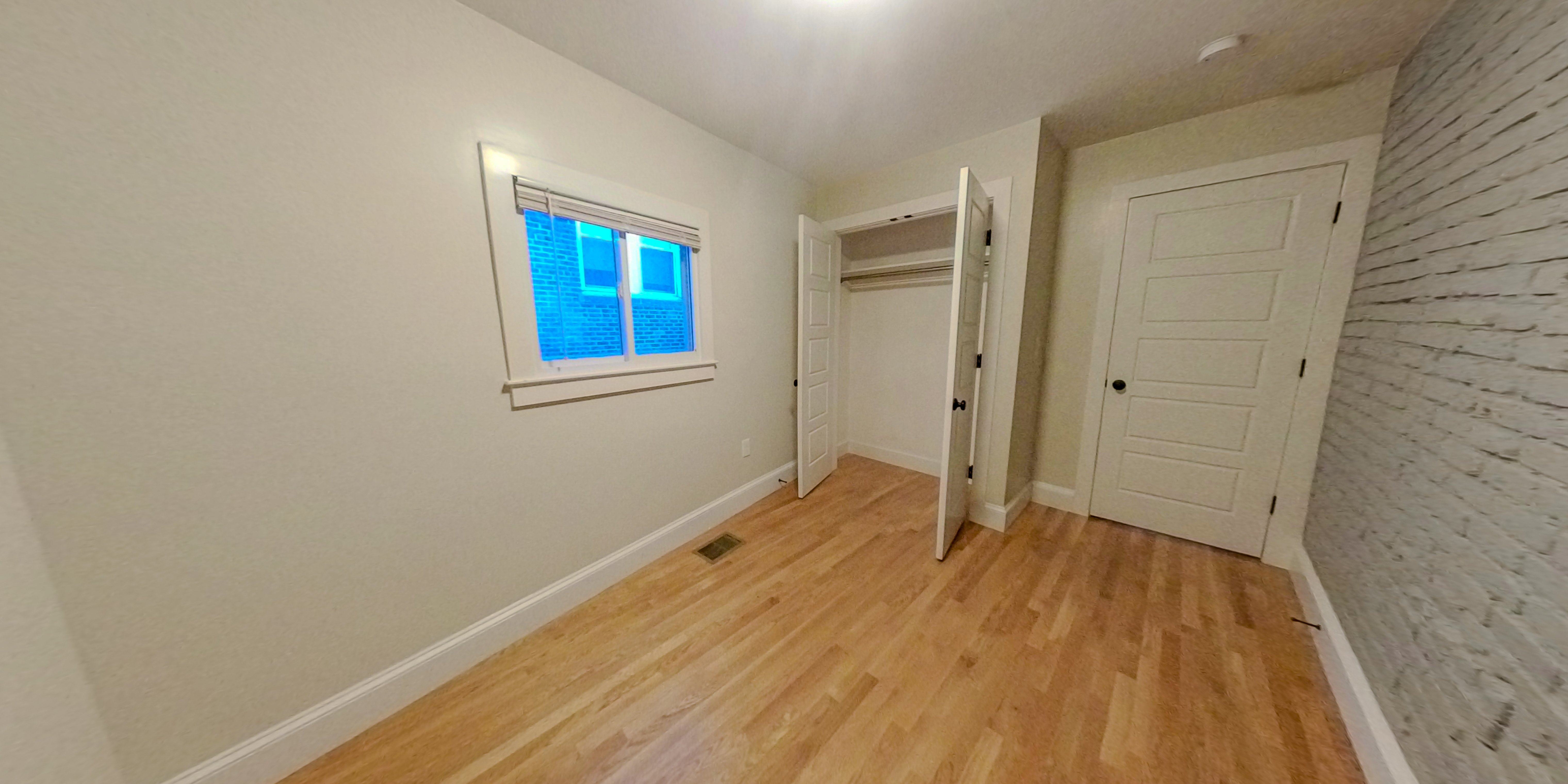 129 Sutherland, Brighton