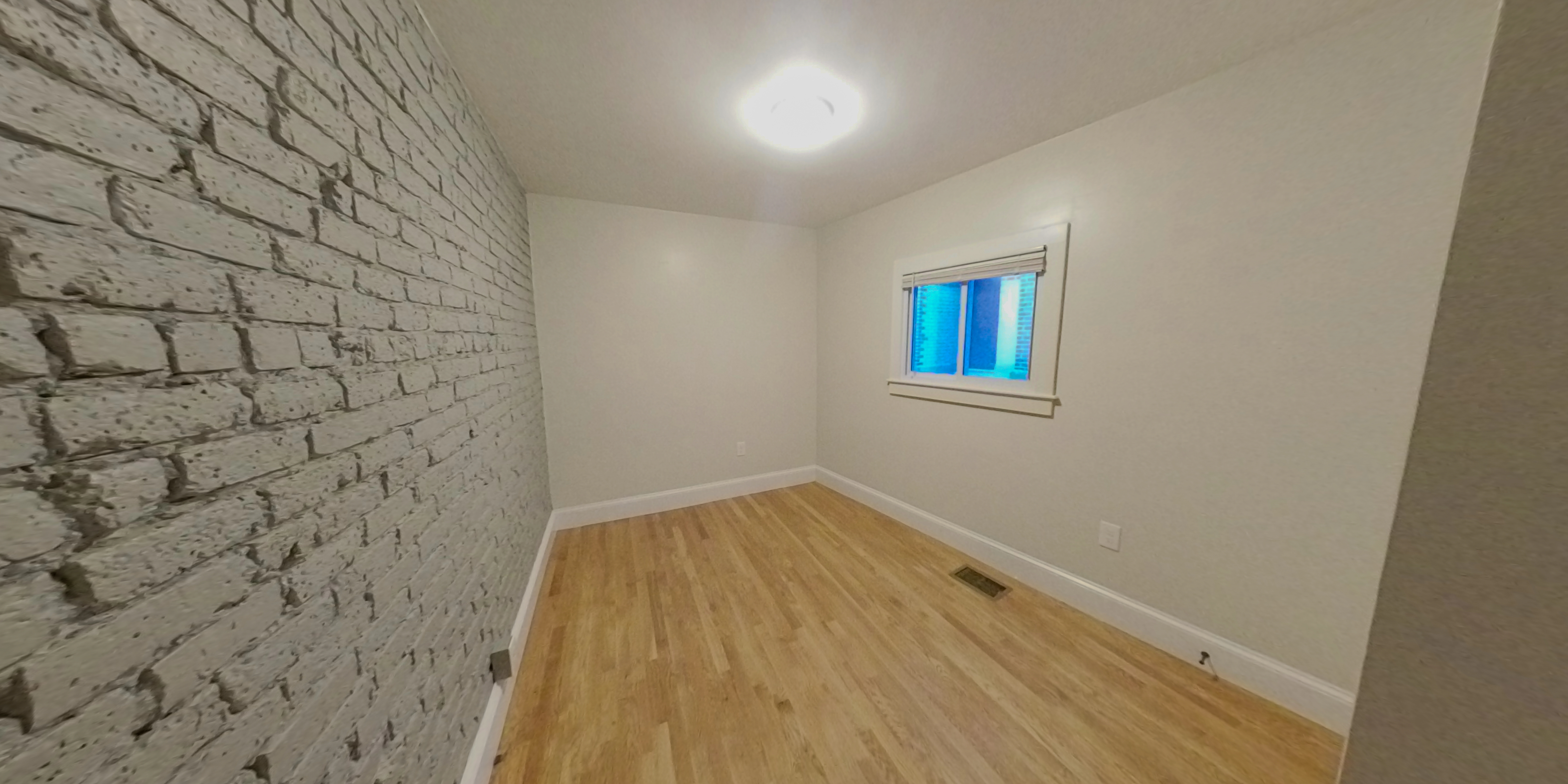 129 Sutherland, Brighton